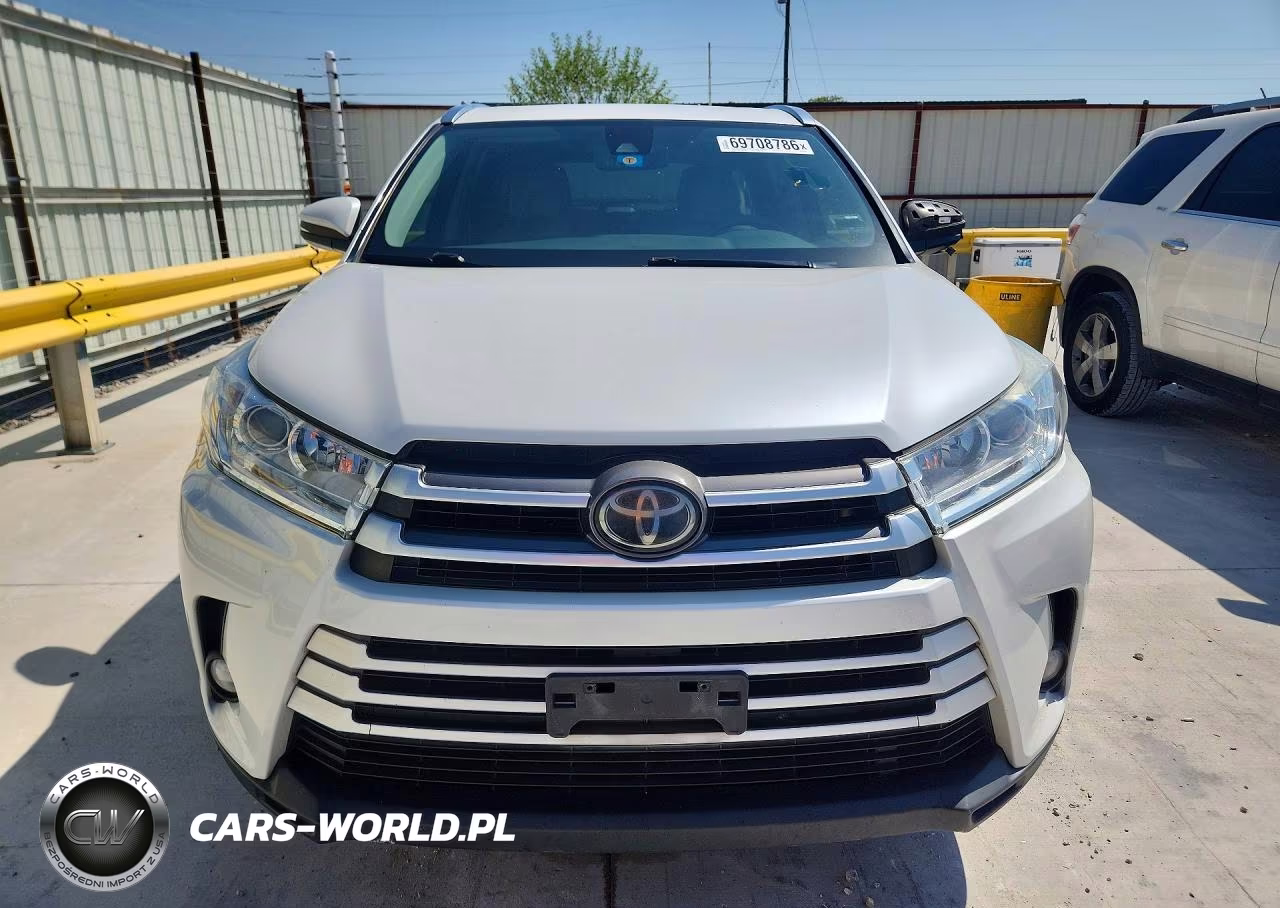 2018 Toyota Highlander Xle VIN:5TDKZRFH4JS286837 - 5