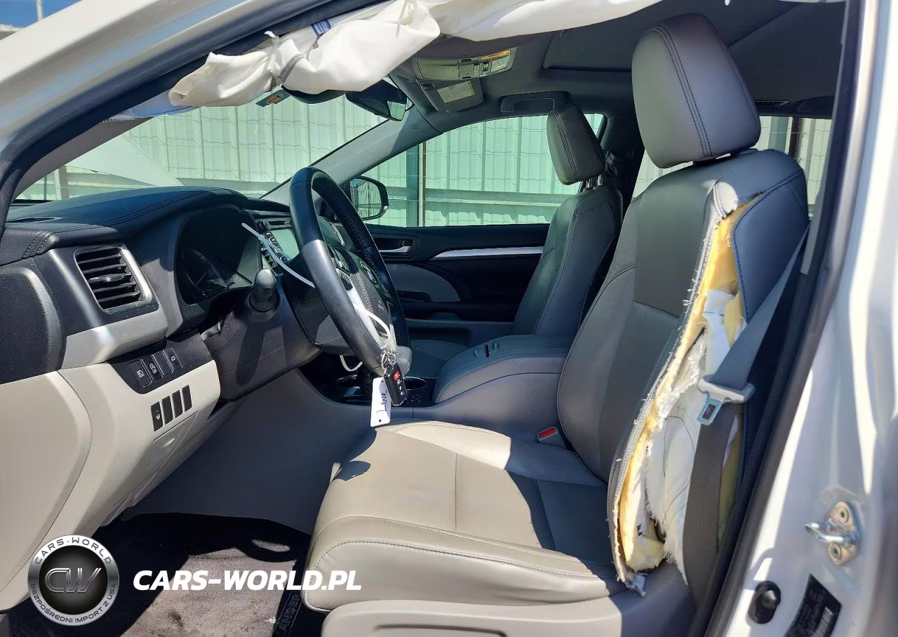 2018 Toyota Highlander Xle VIN:5TDKZRFH4JS286837 - 7