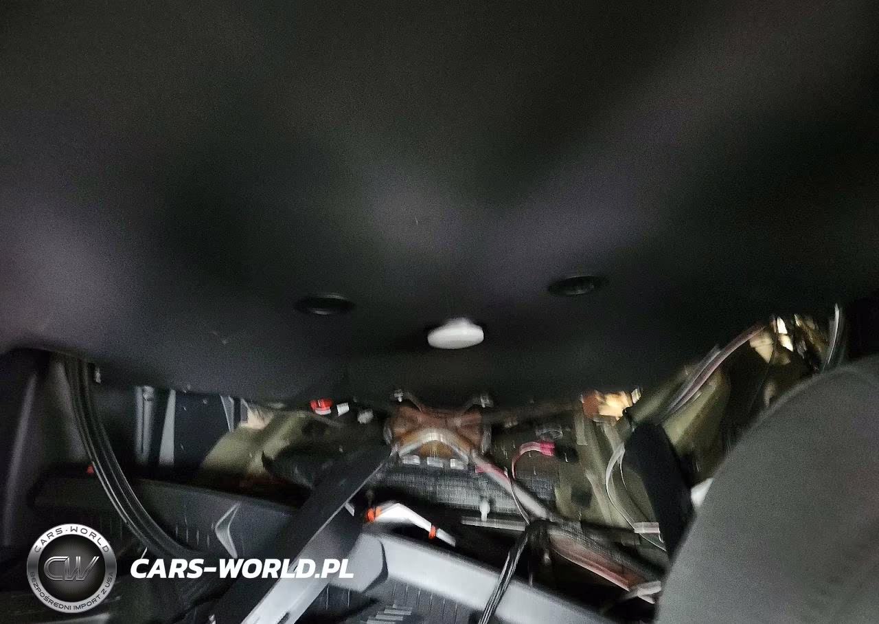2025 Ford Explorer Police Interceptor VIN:1FM5K8AC1SGA31061 - 10