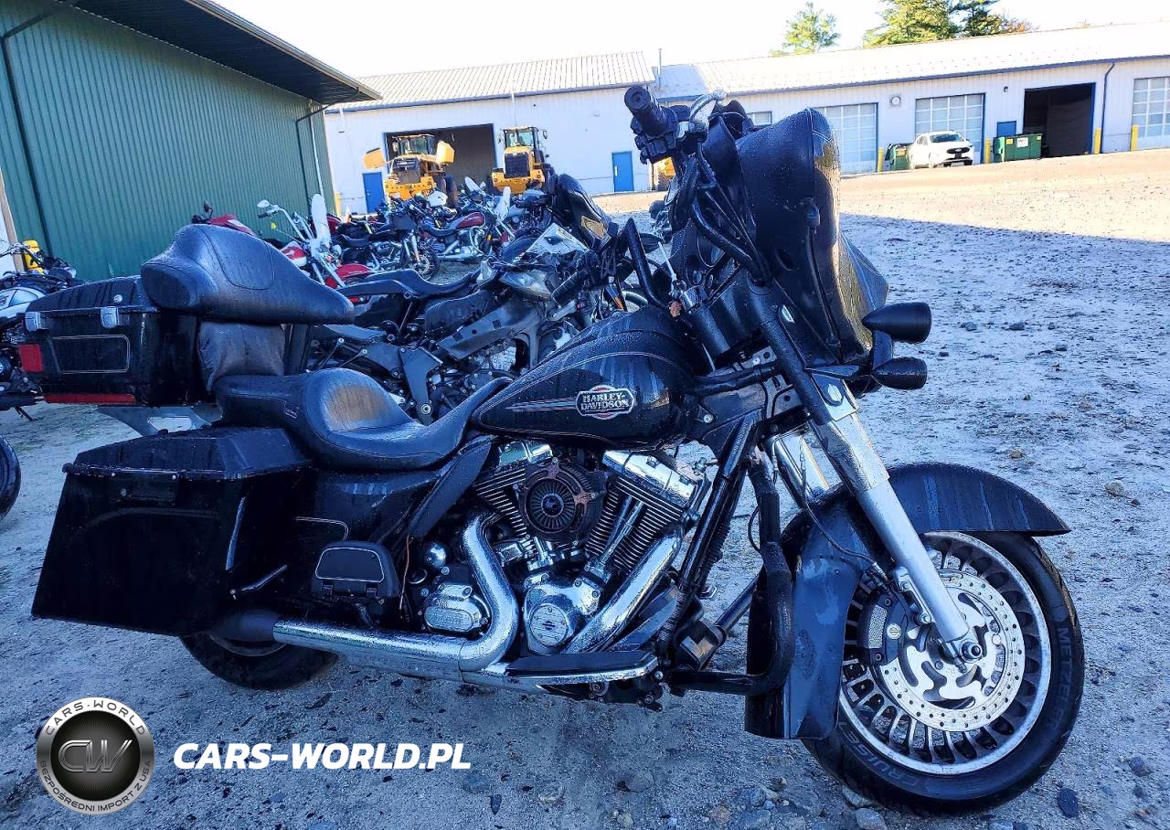 2013 Harley-Davidson Flhtcu Ultra Classic Electra Glide – zdjęcie 1 z 9