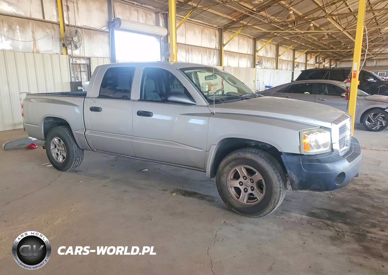 2007 Dodge Dakota Quad Slt VIN:1D7HE48P17S164634 - 4