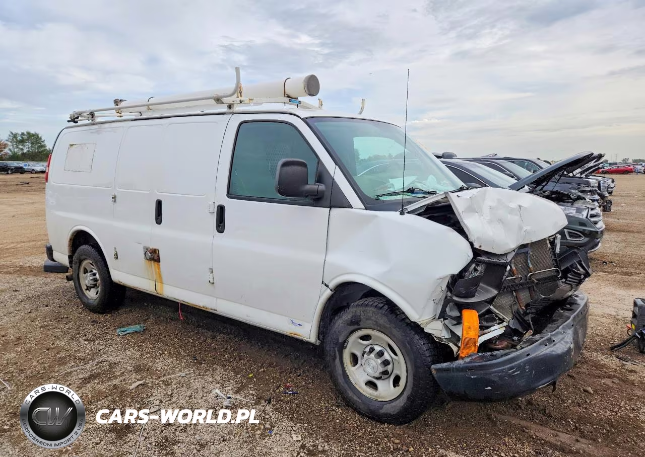 2014 Chevrolet Express G2500 VIN:1GCWGFCA4E1199620 - 4