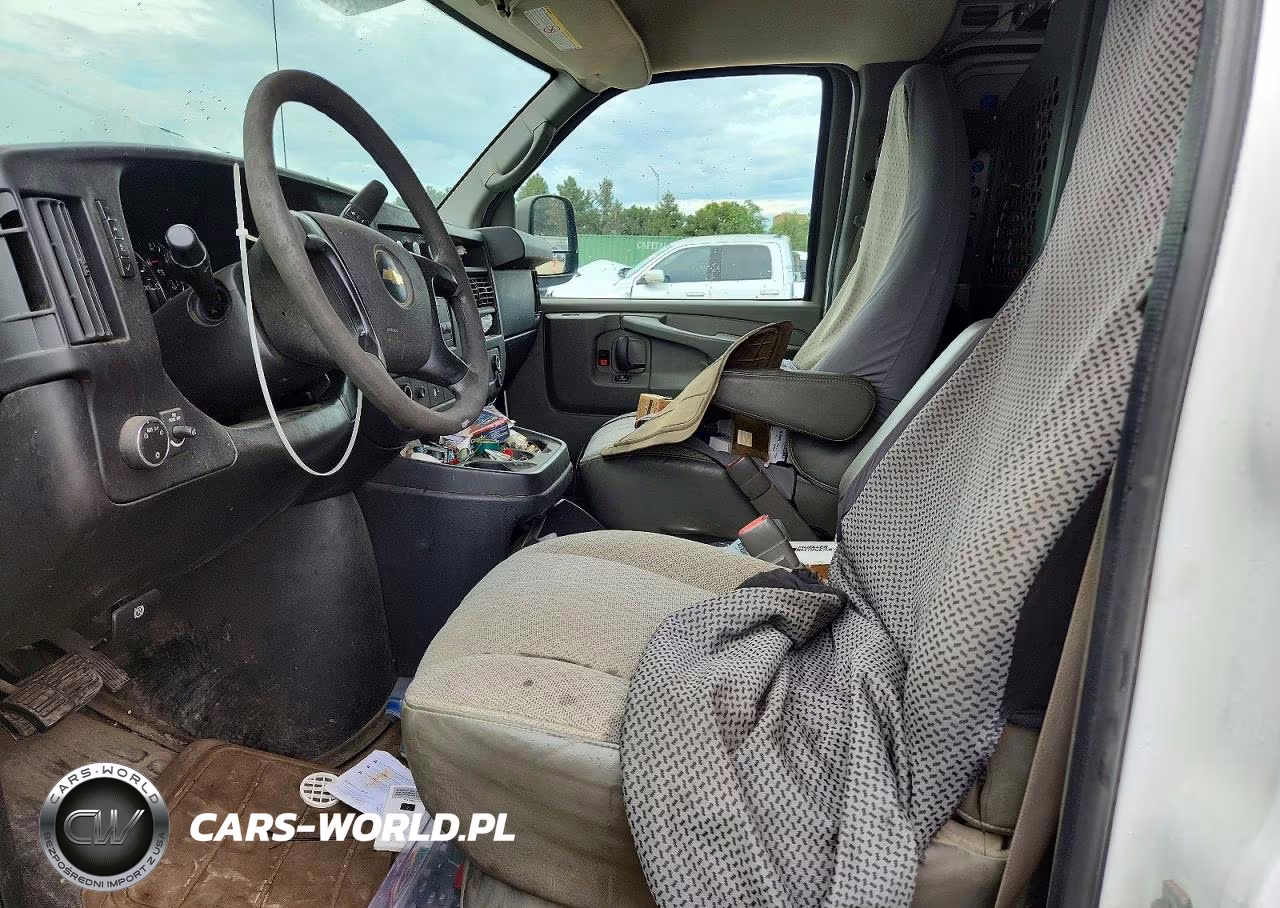 2014 Chevrolet Express G2500 VIN:1GCWGFCA4E1199620 - 7