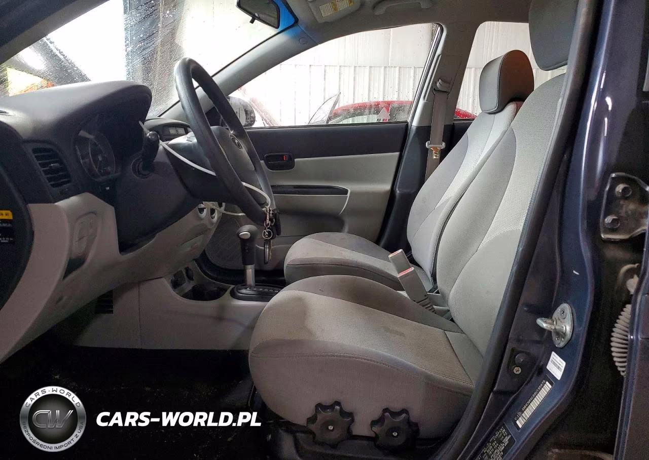 2008 Hyundai Accent Gls VIN:KMHCN46C68U195979 - 7