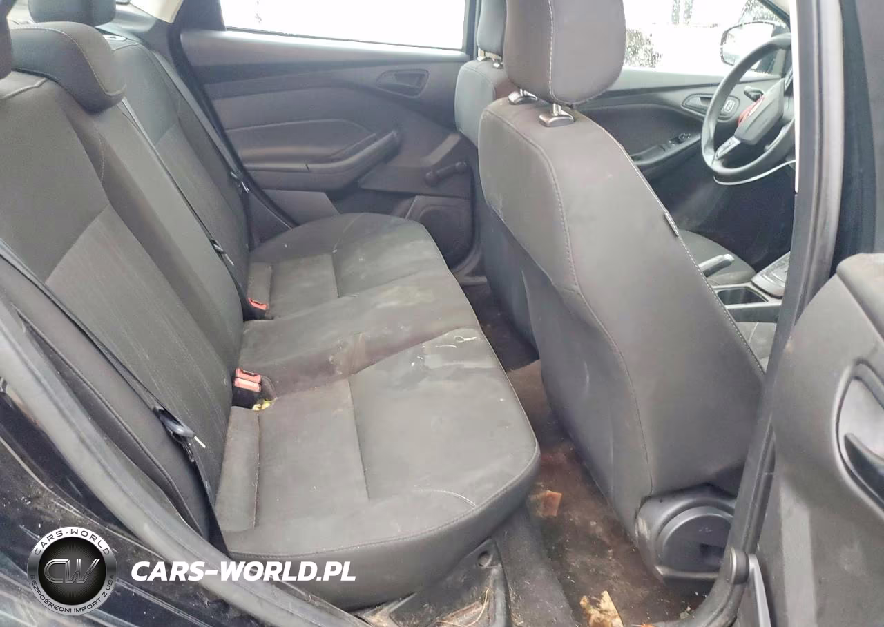 2018 Ford Focus S VIN:1FADP3E22JL201428 - 10