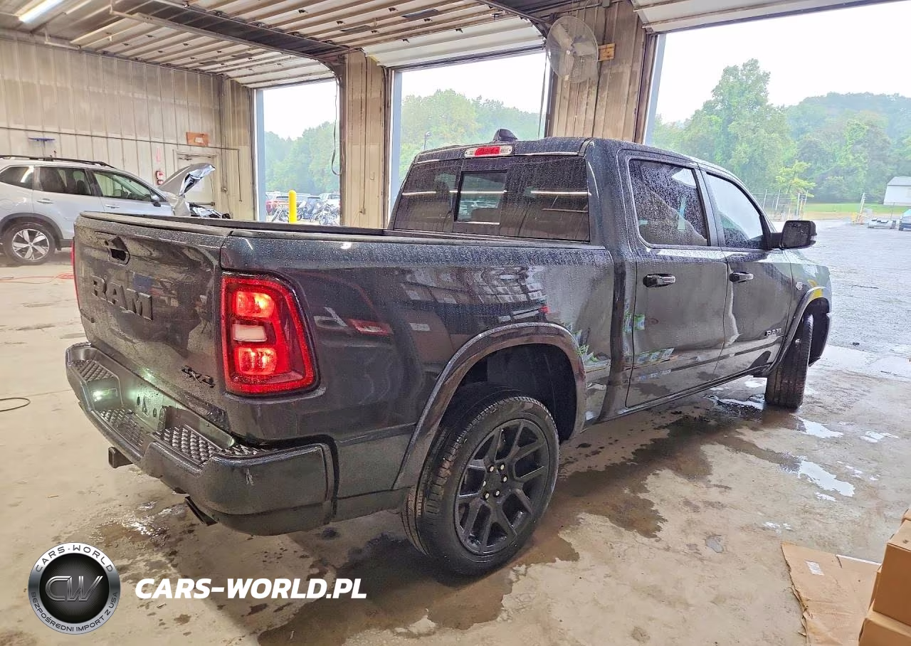 2026 Ram 1500 Laramie VIN:1C6SRFJT5TN274609 - 3
