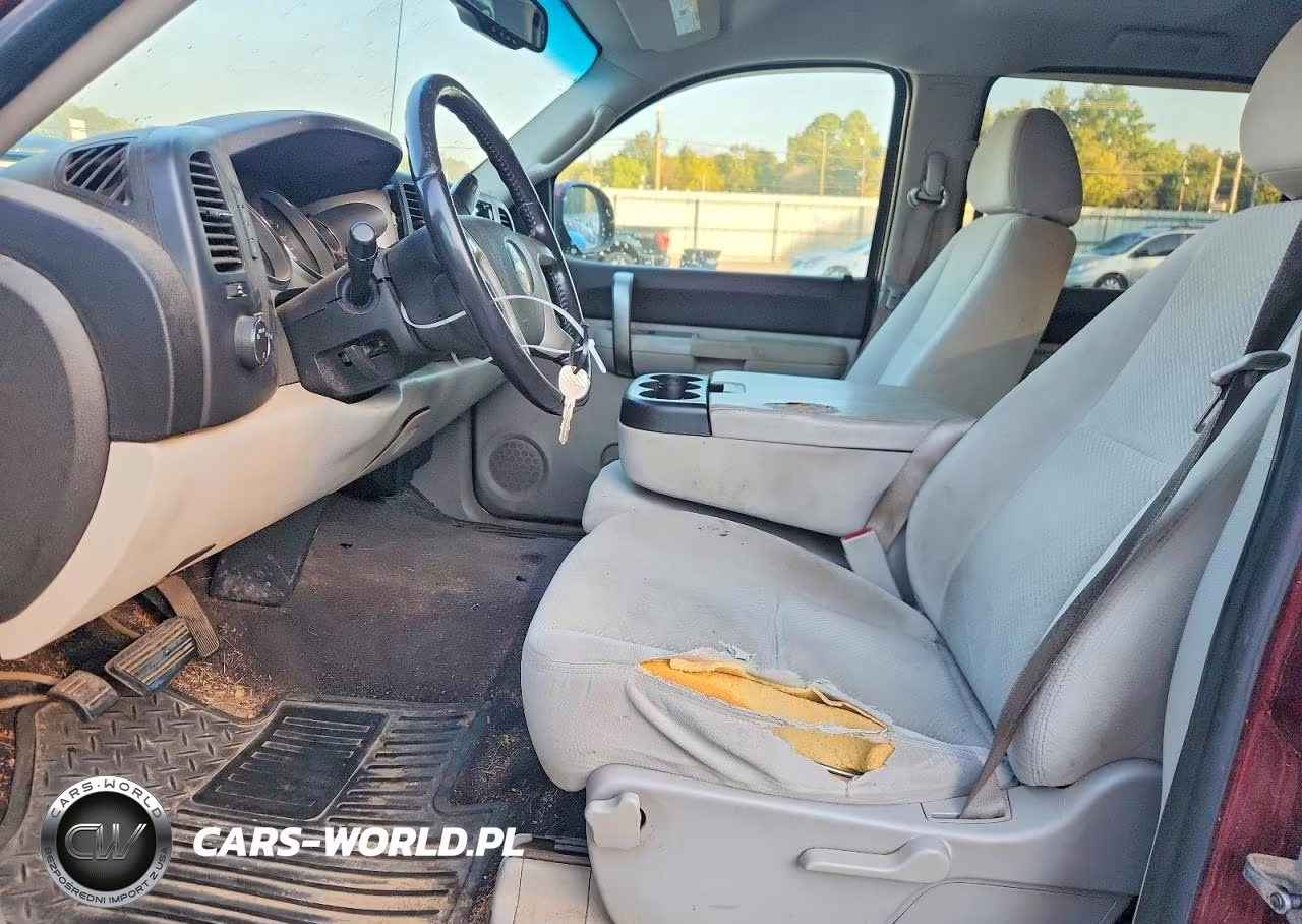 2008 Chevrolet Silverado C1500 VIN:3GCEC13038G282267 - 7