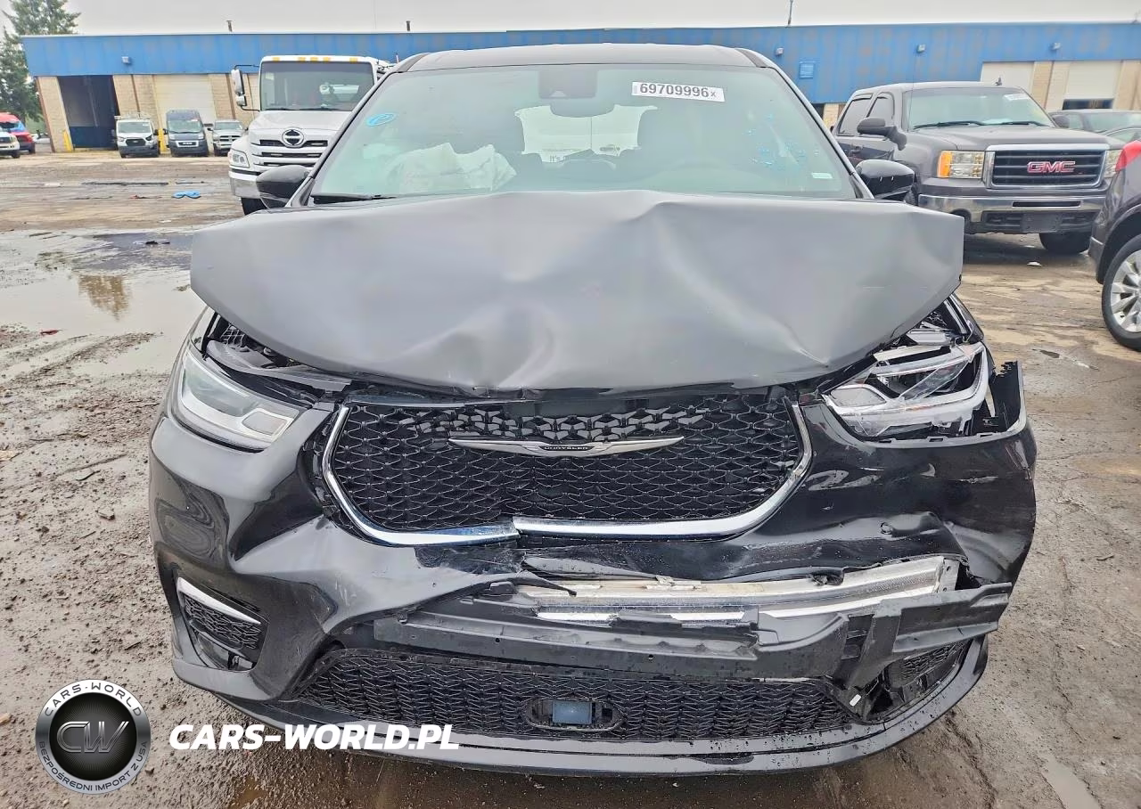2026 Chrysler Pacifica Select VIN:2C4RC1BG4TR194153 - 5