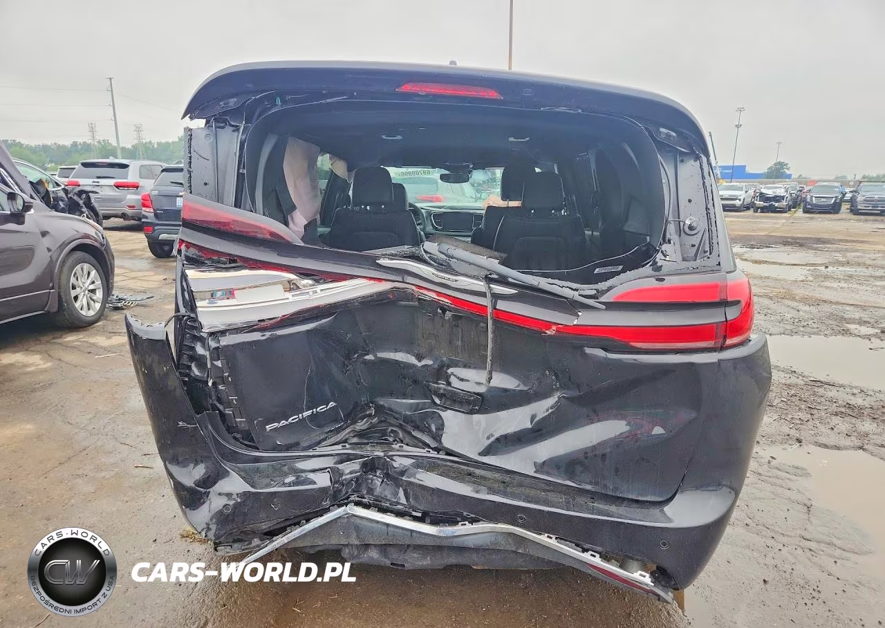 2026 Chrysler Pacifica Select VIN:2C4RC1BG4TR194153 - 6