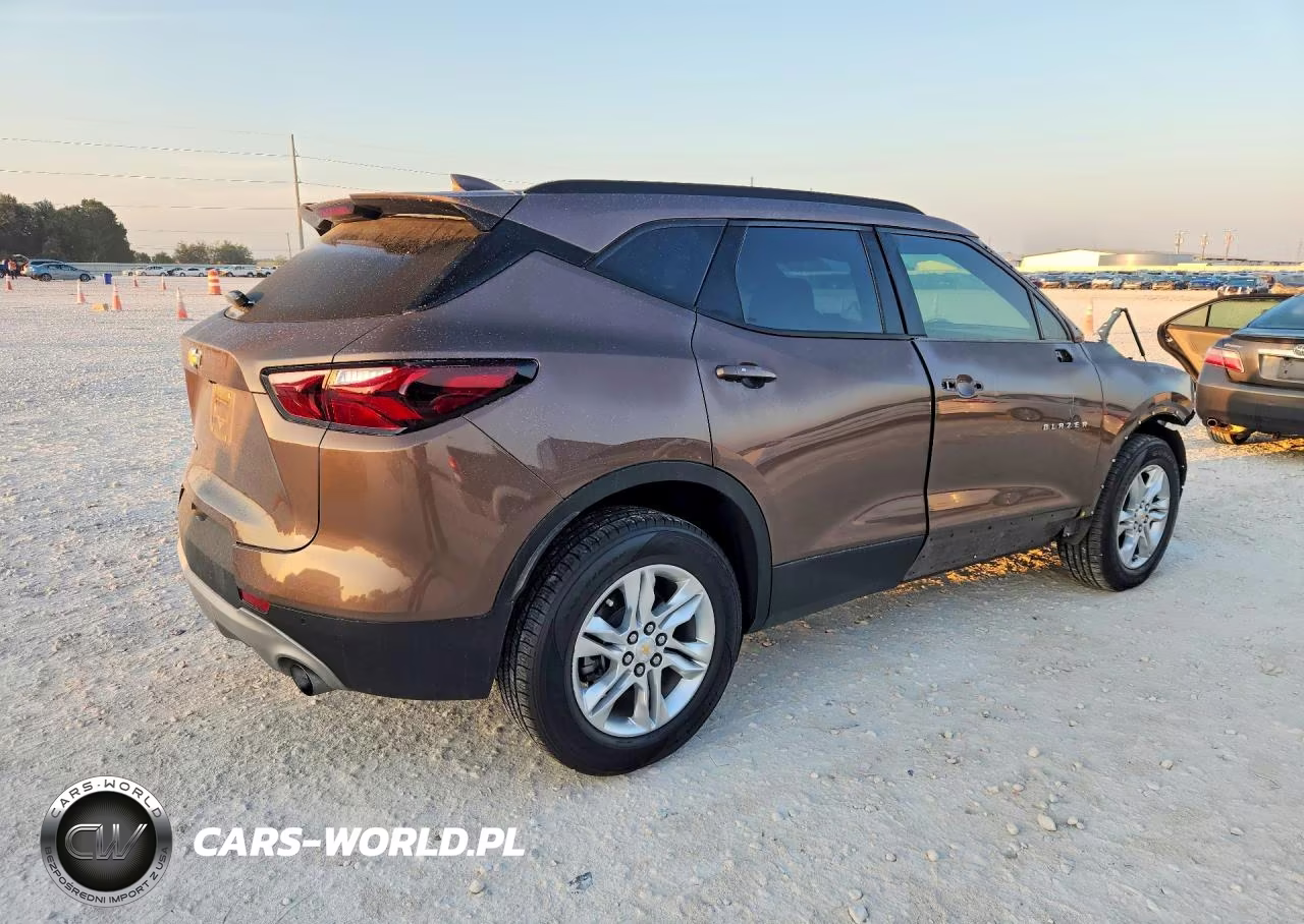 2019 Chevrolet Blazer 1Lt VIN:3GNKBBRA7KS700305 - 3