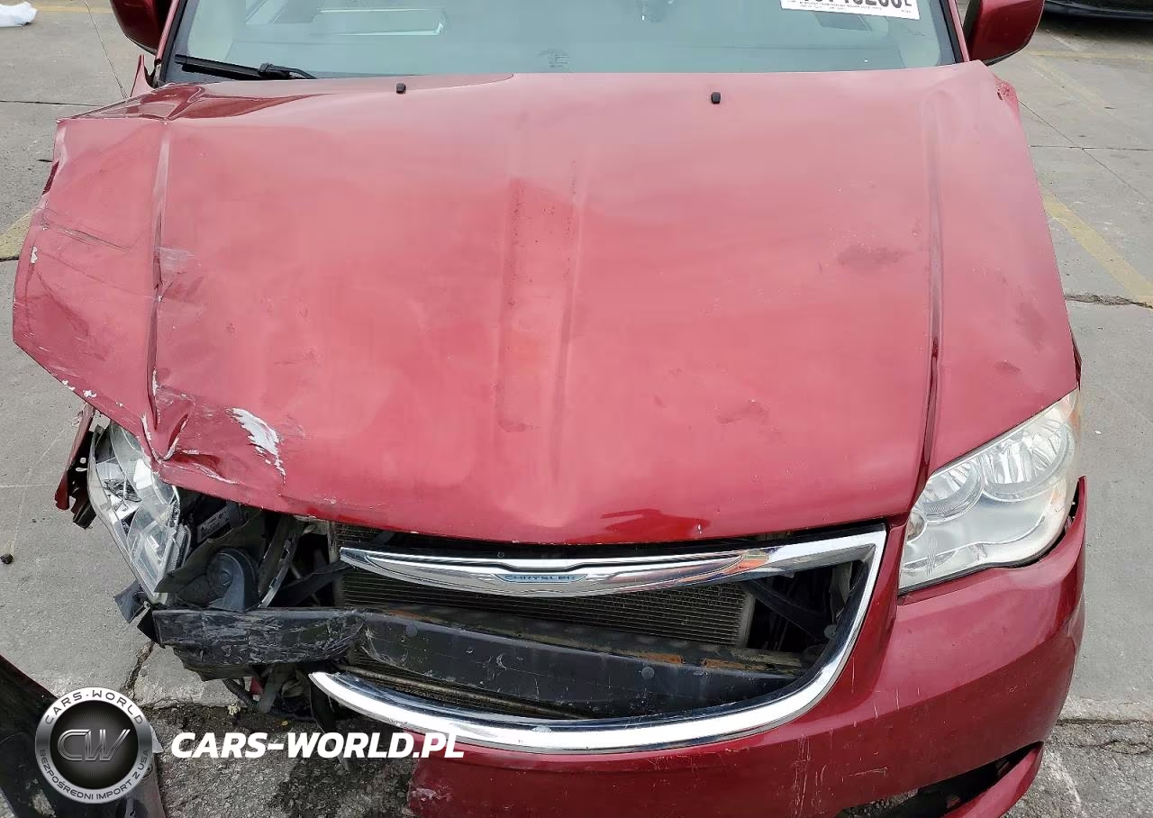 2015 Chrysler Town & Country Touring VIN:2C4RC1BG8FR554447 - 12