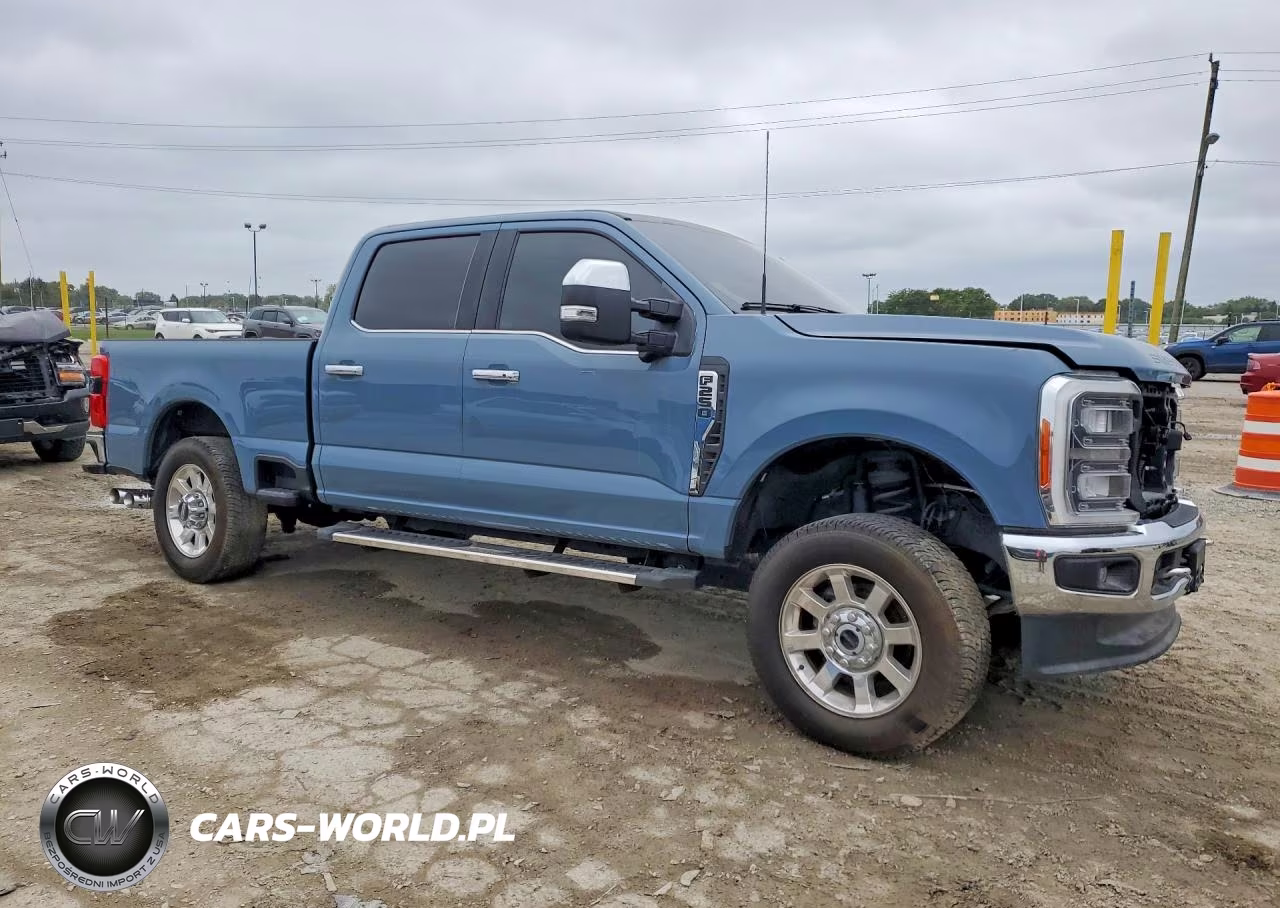 2023 Ford F250 Super Duty VIN:1FT8W2BT7PED36942 - 4