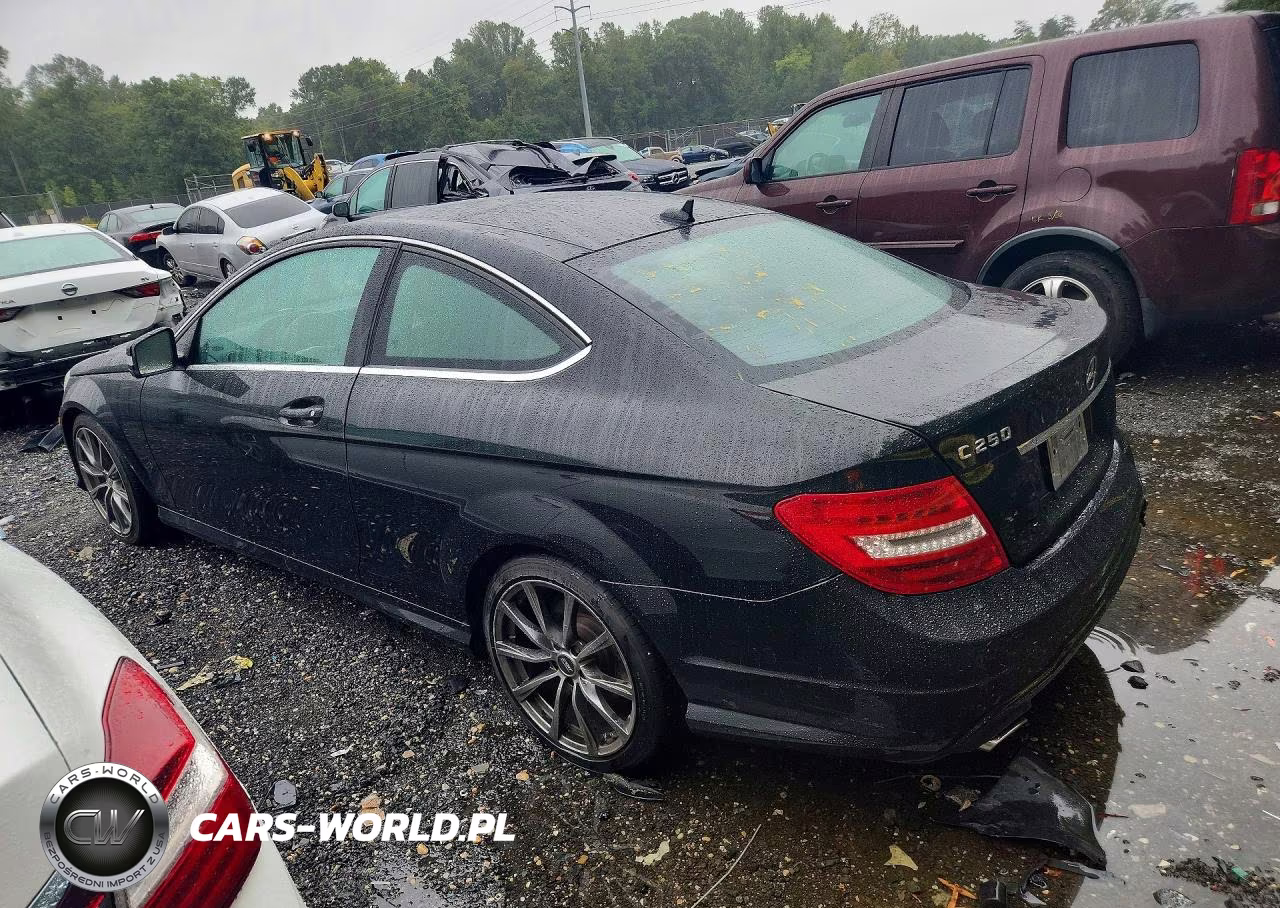 2015 Mercedes-Benz C 250 VIN:WDDGJ4HBXFG392001 - 2