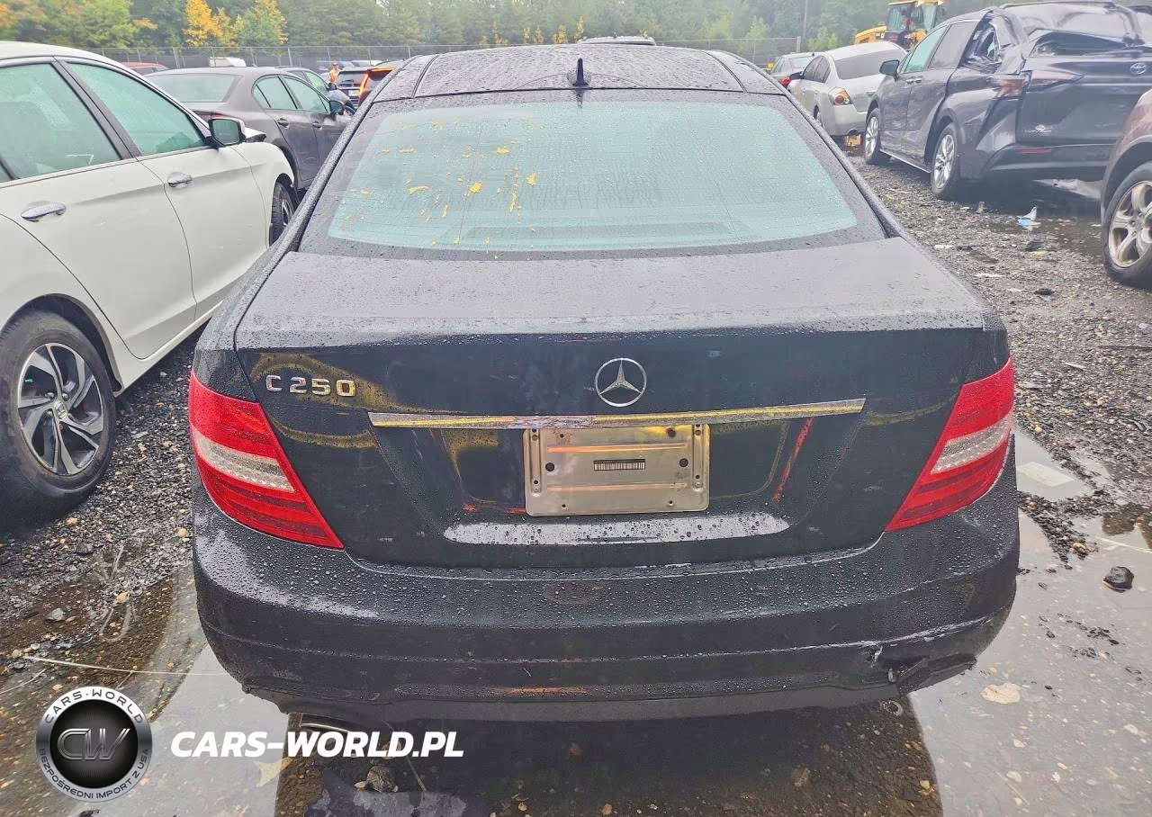 2015 Mercedes-Benz C 250 VIN:WDDGJ4HBXFG392001 - 6