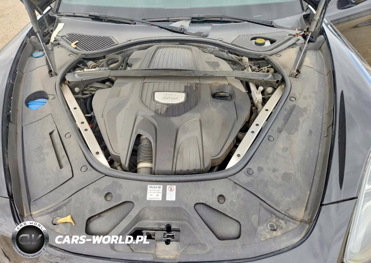 2018 Porsche Panamera 4 VIN:WP0AA2A78JL104051 - 11