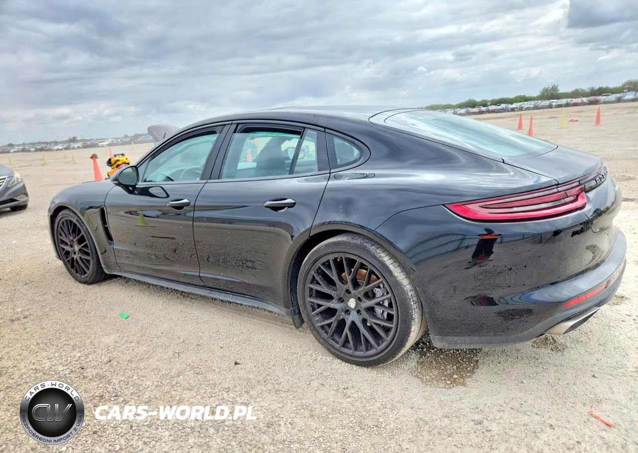 2018 Porsche Panamera 4 VIN:WP0AA2A78JL104051 - 2