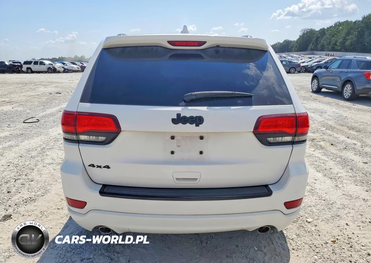 2015 Jeep Grand Cherokee Laredo VIN:1C4RJFAG9FC948228 - 6