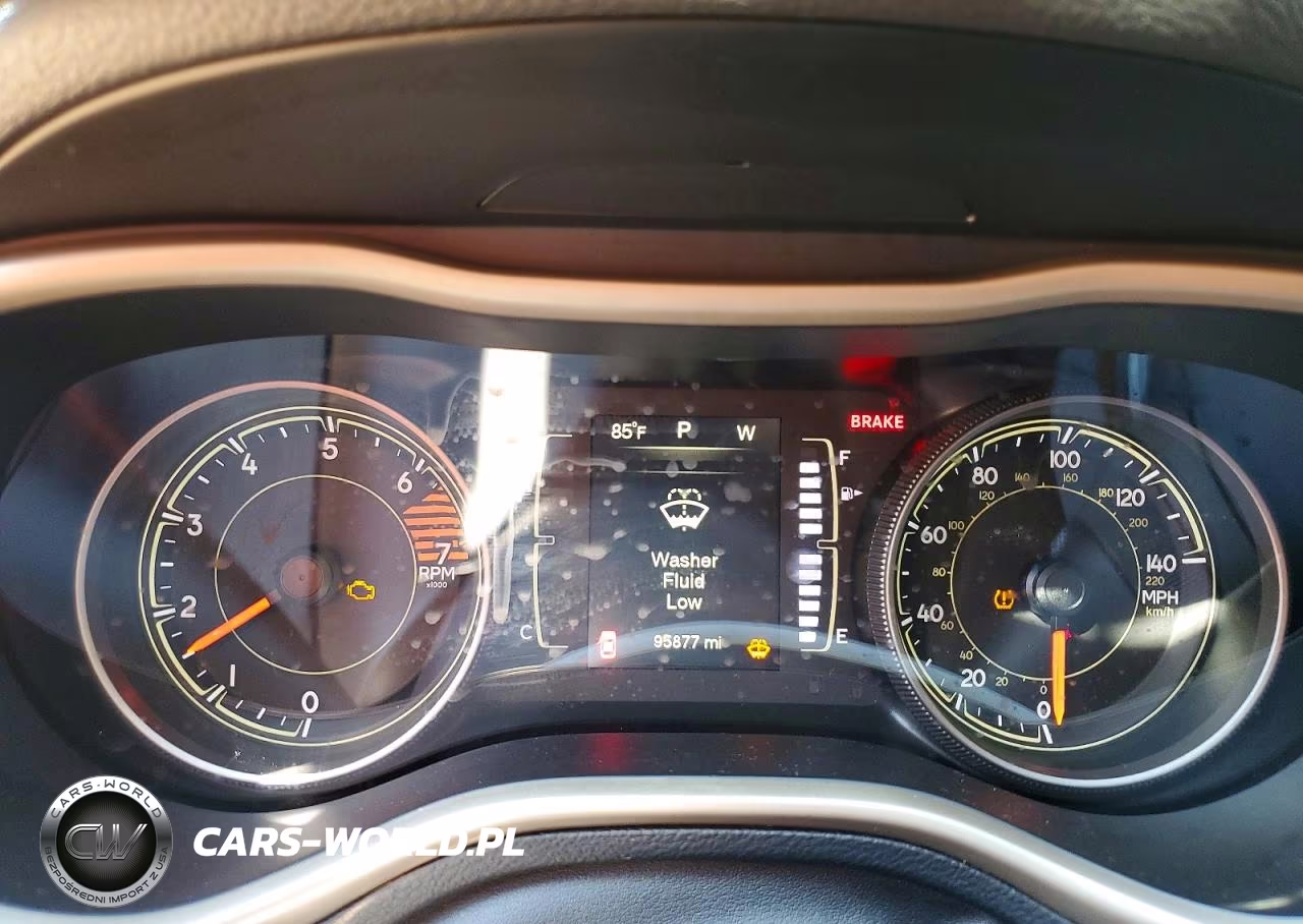 2016 Jeep Cherokee Sport VIN:1C4PJLAB8GW189808 - 9