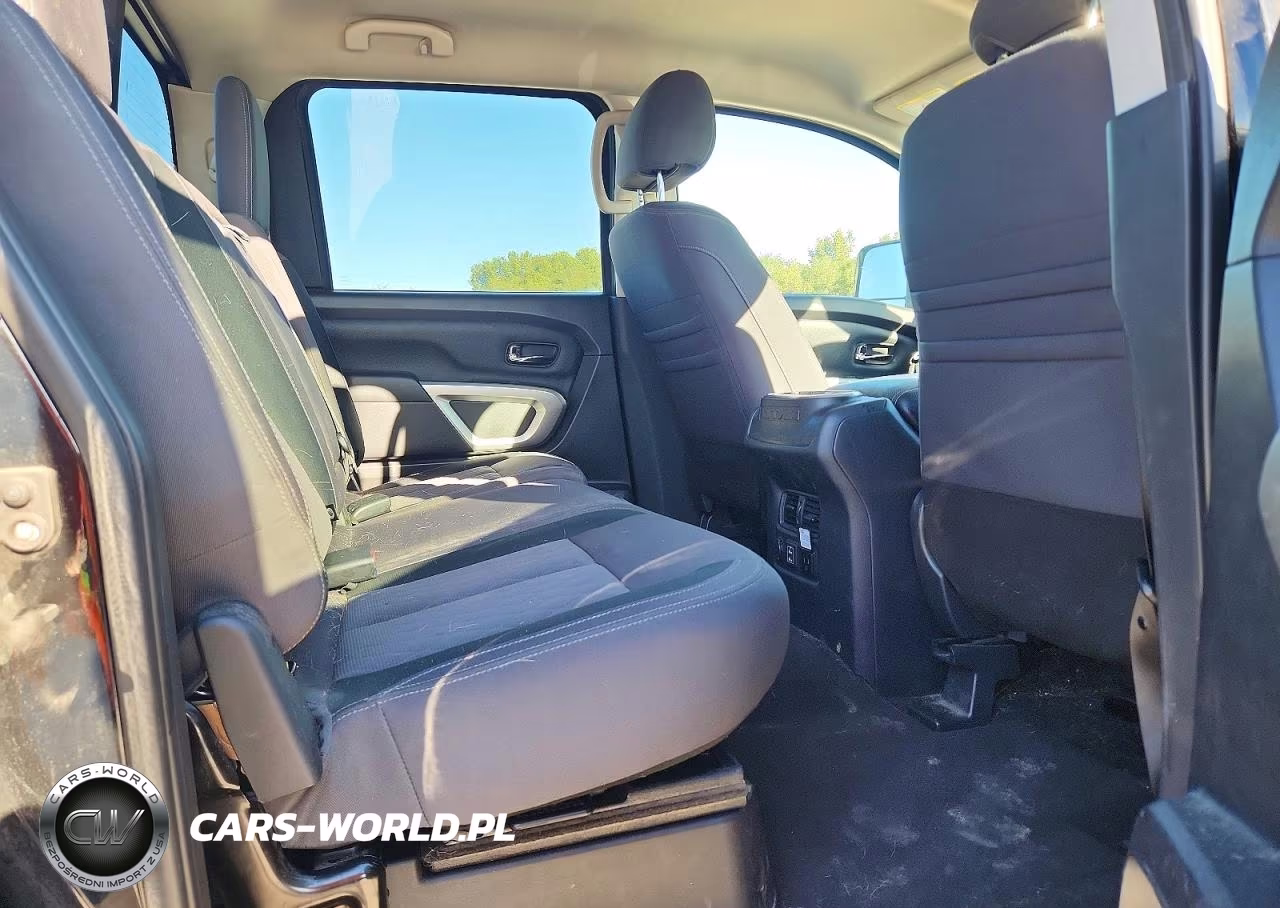 2020 Nissan Titan Sv VIN:1N6AA1ED1LN500921 - 10