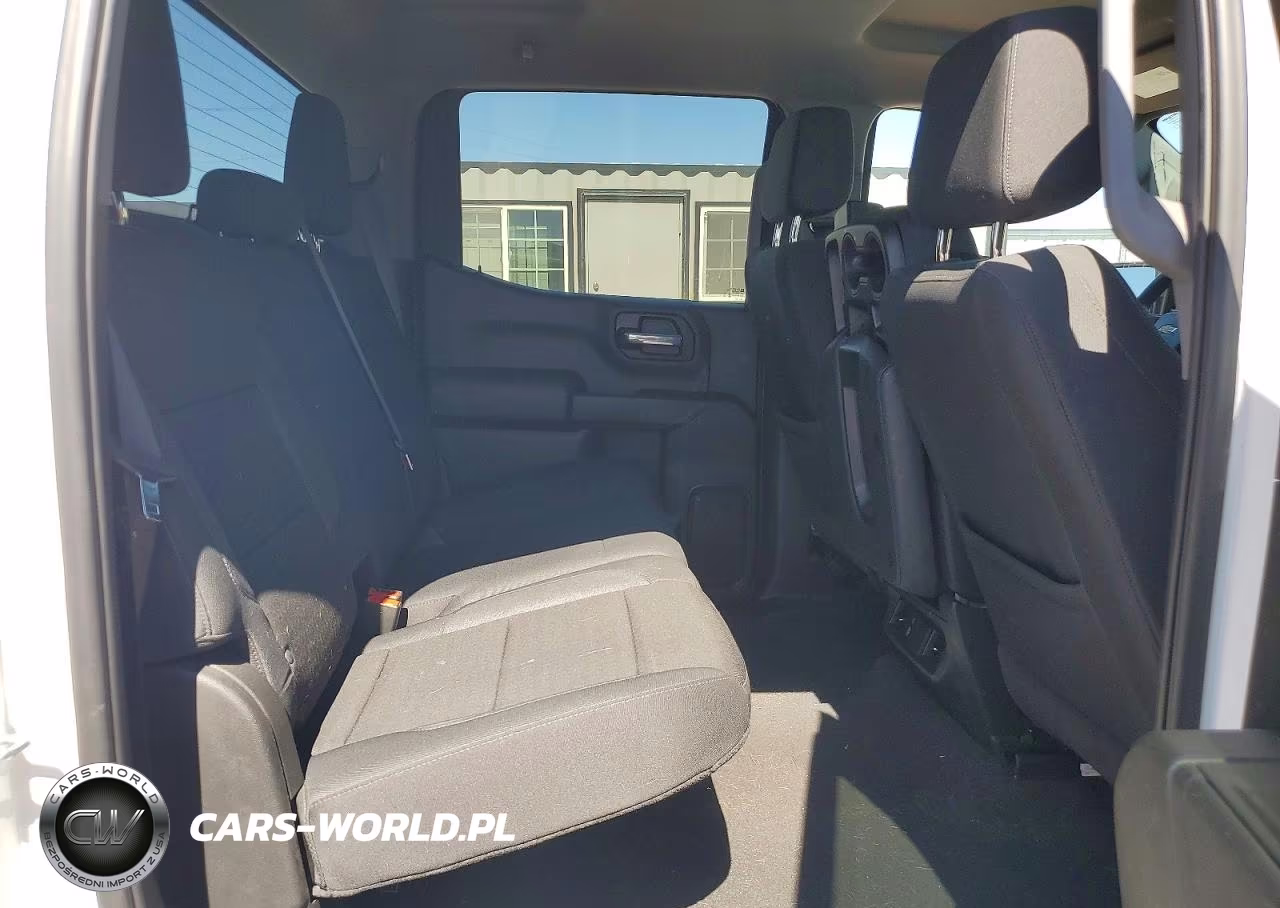 2025 Chevrolet Silverado K1500 Custom VIN:3GCPKBEK4SG331032 - 10
