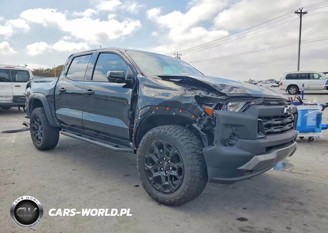 2026 Chevrolet Colorado Trail Boss VIN:1GCPTEEK1T1197644 - 4