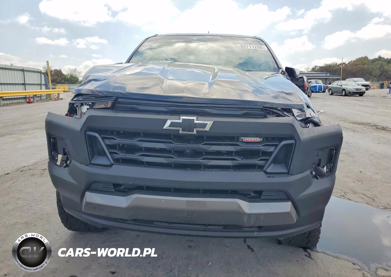 2026 Chevrolet Colorado Trail Boss VIN:1GCPTEEK1T1197644 - 5