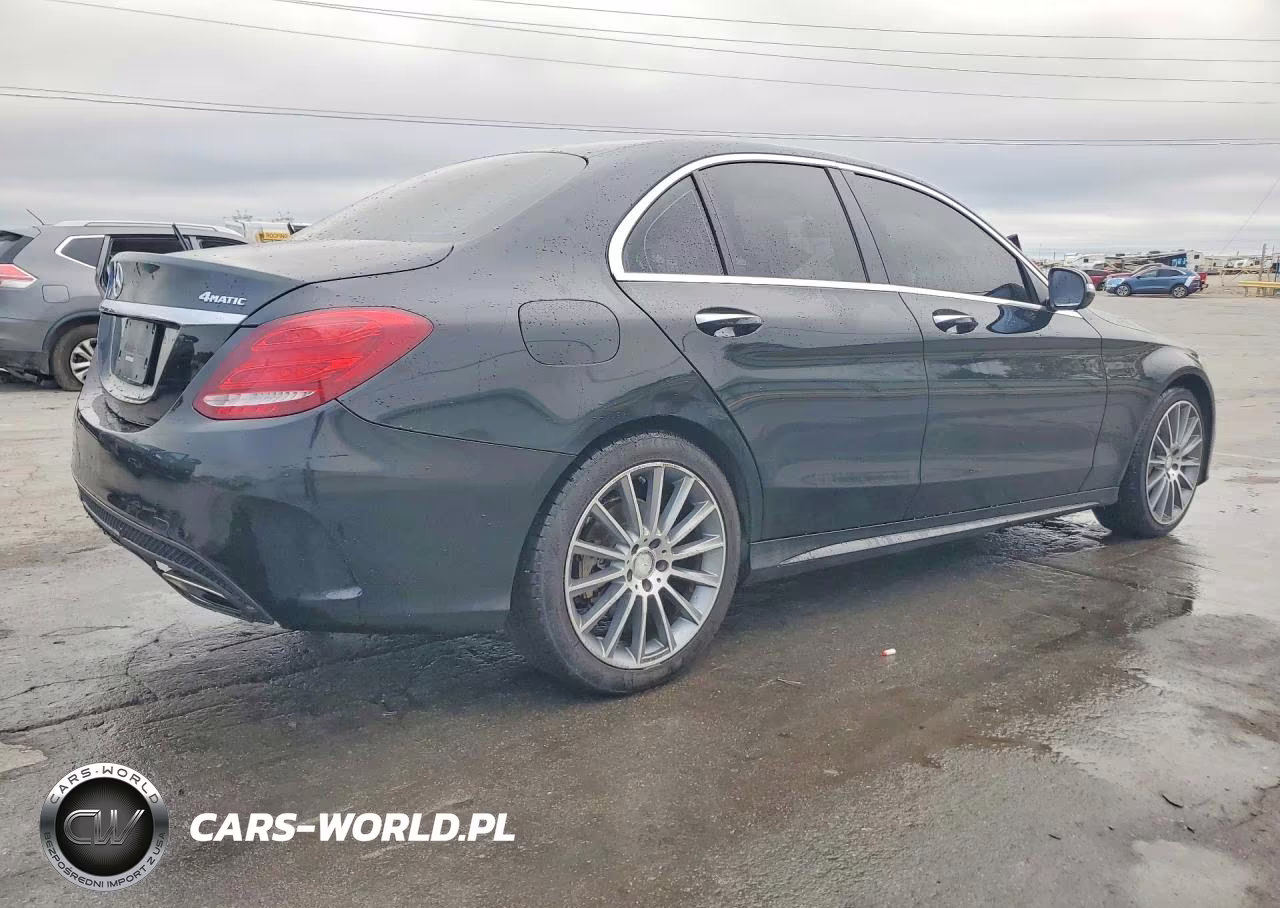 2015 Mercedes-Benz C 300 4Matic VIN:55SWF4KB7FU012847 - 3