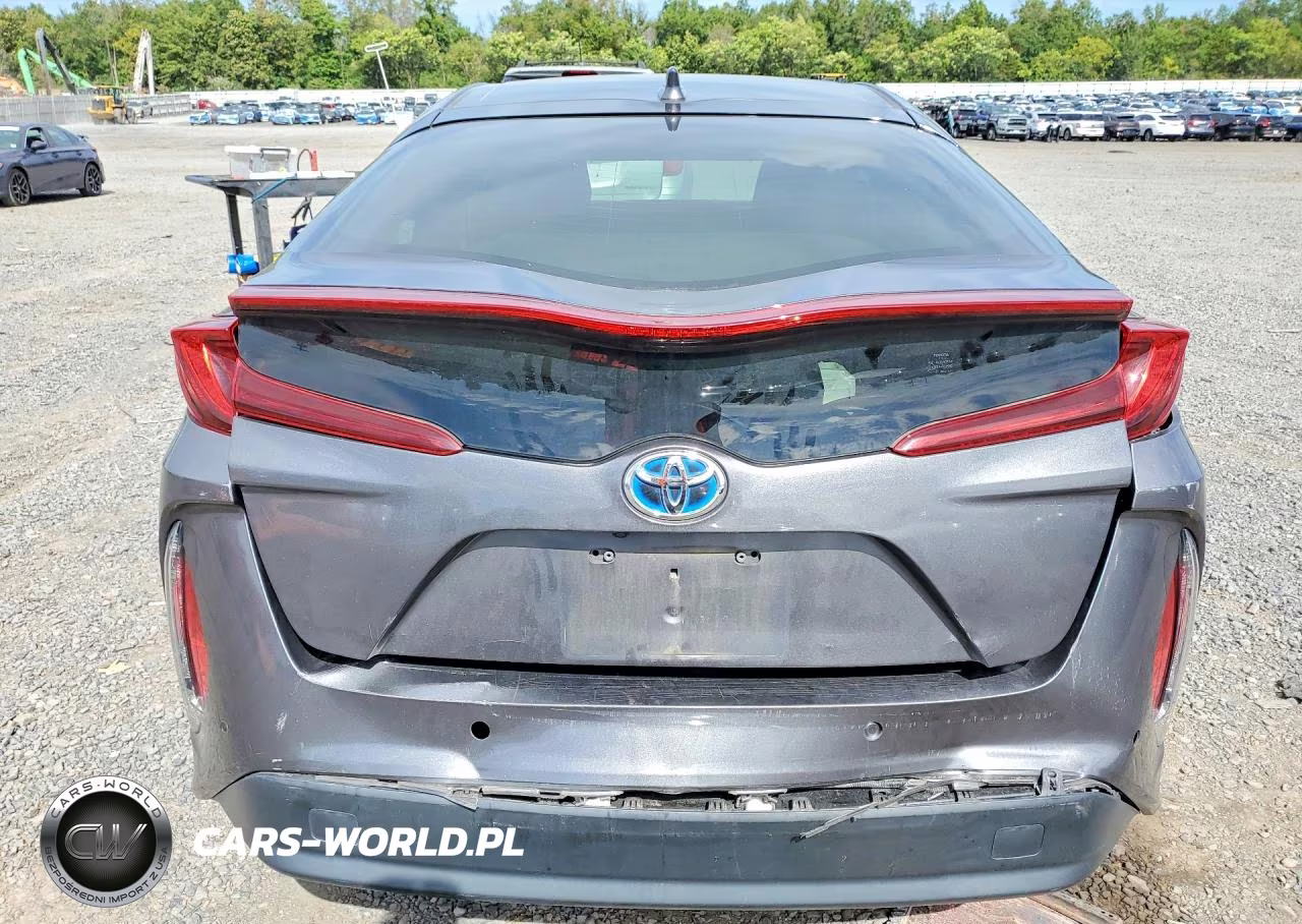 2021 Toyota Prius Prime Limited VIN:JTDKAMFP8M3195304 - 6