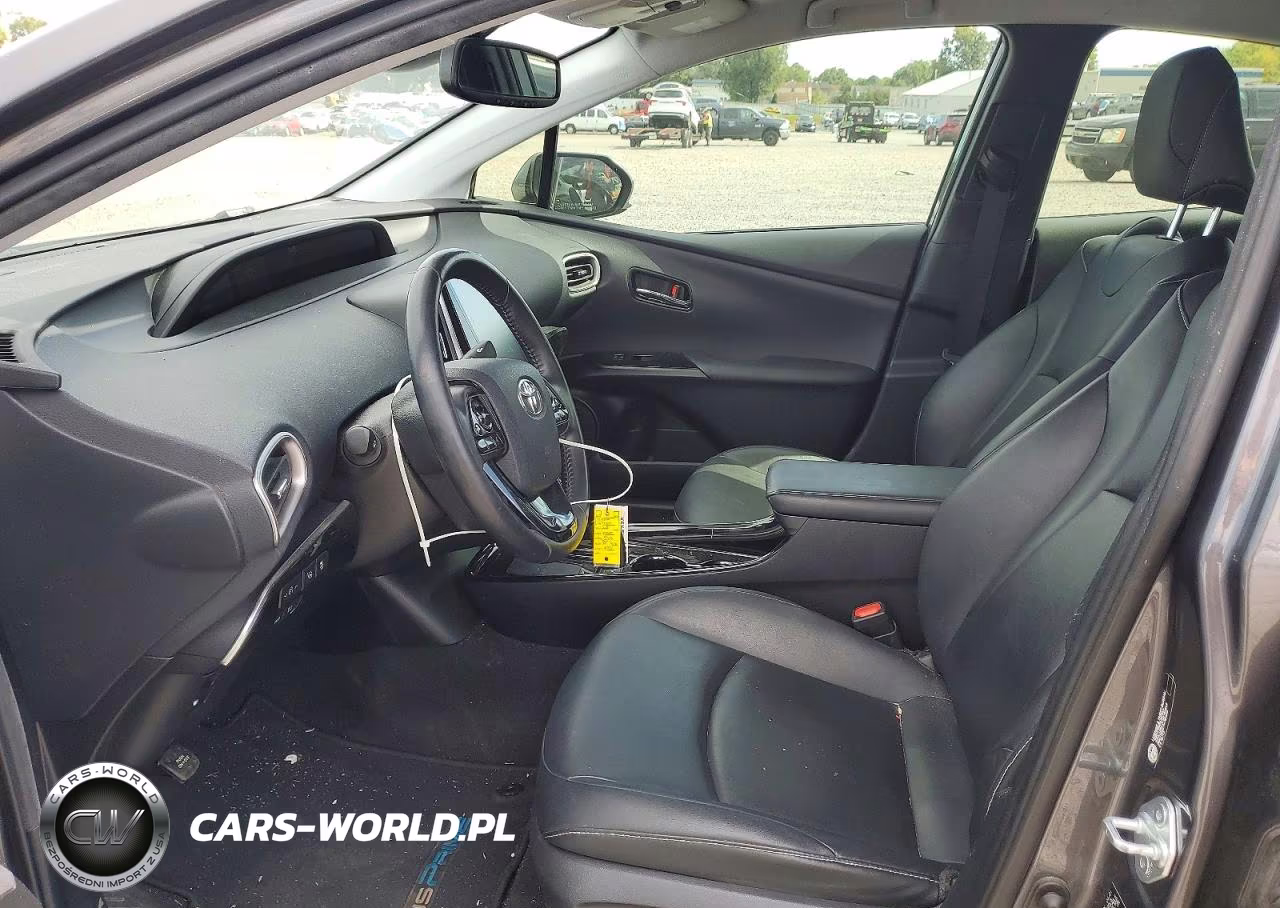 2021 Toyota Prius Prime Limited VIN:JTDKAMFP8M3195304 - 7