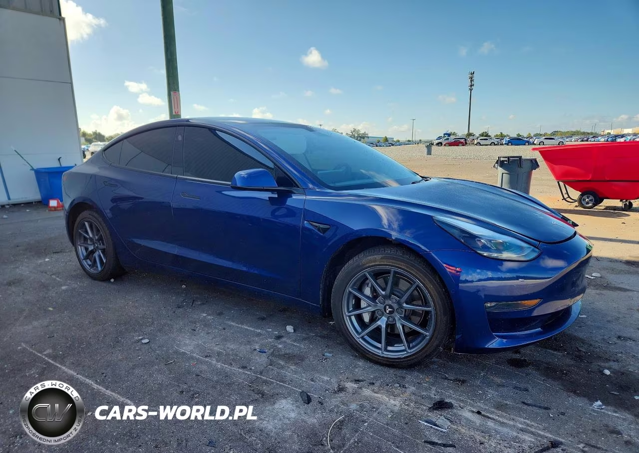 2022 Tesla Model 3 VIN:5YJ3E1EB7NF171755 - 4