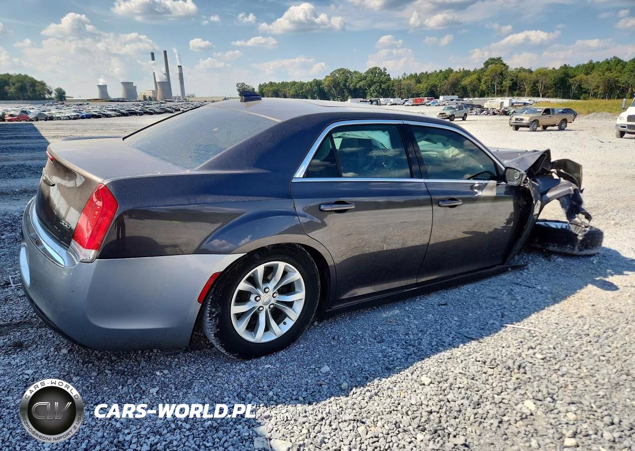 2016 Chrysler 300 Limited VIN:2C3CCAAG9GH233780 - 3