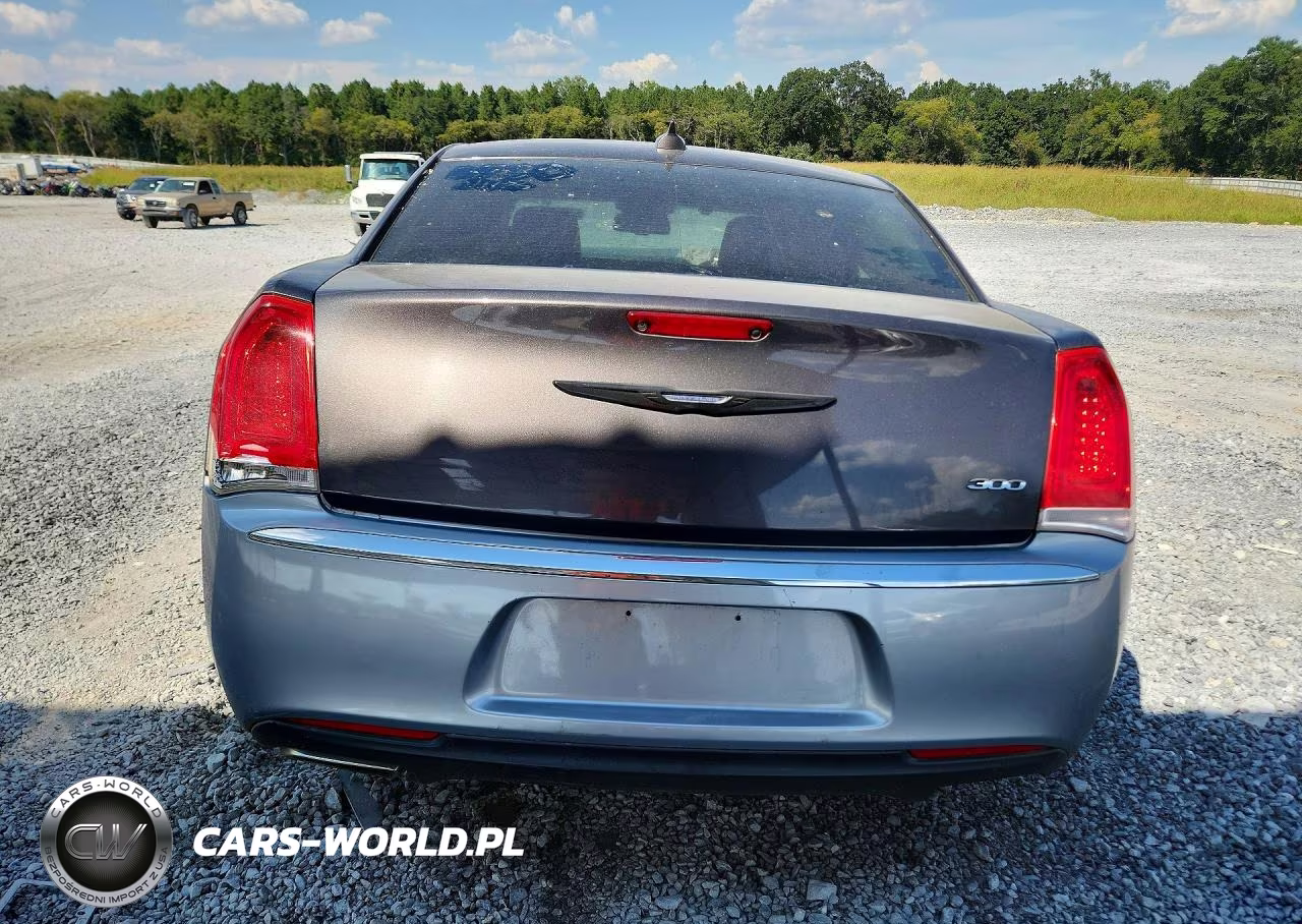 2016 Chrysler 300 Limited VIN:2C3CCAAG9GH233780 - 6