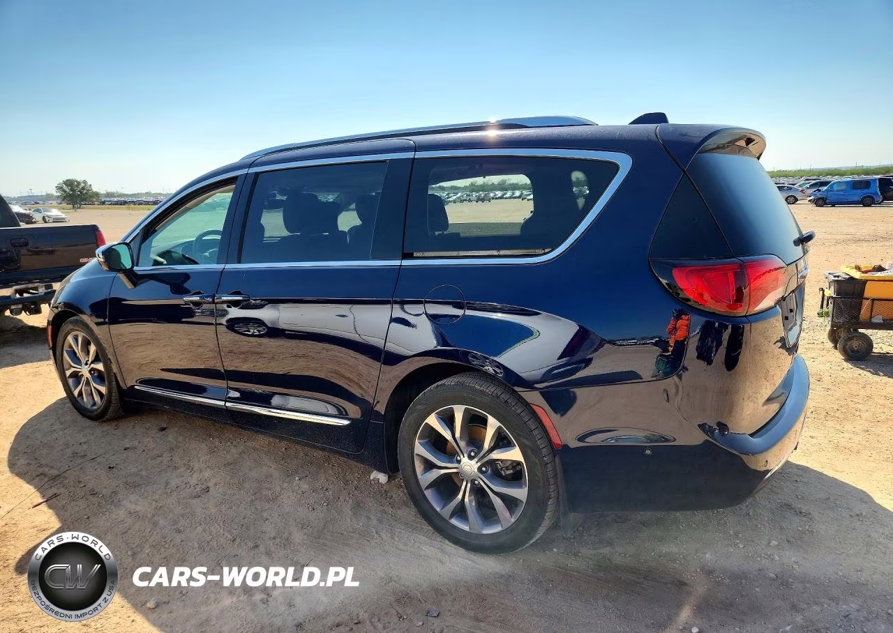 2018 Chrysler Pacifica Limited VIN:2C4RC1GG3JR271696 - 2