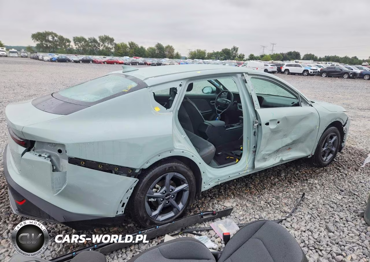 2026 Kia K4 Lxs VIN:3KPFT4DE4TE311361 - 3