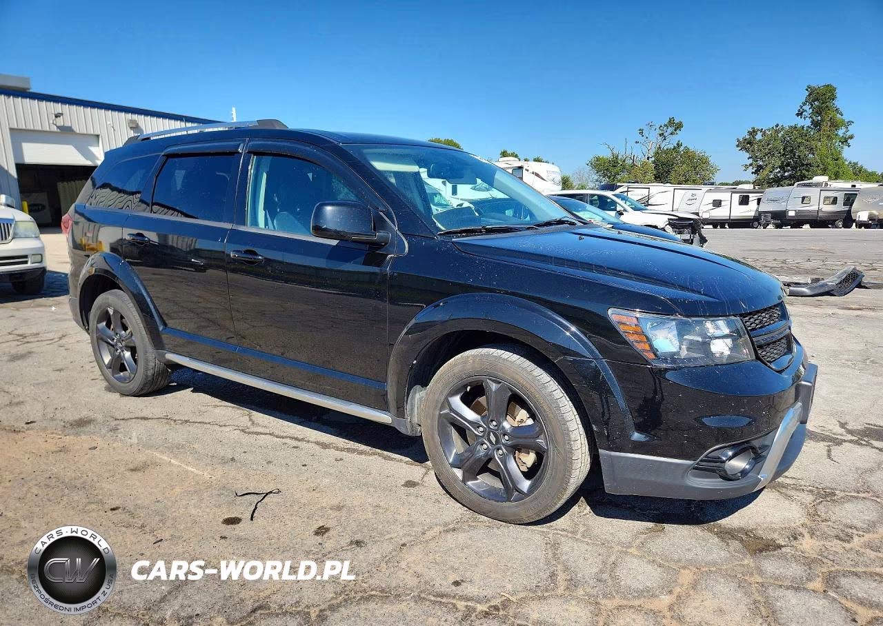 2020 Dodge Journey Crossroad VIN:3C4PDCGB6LT267808 - 4