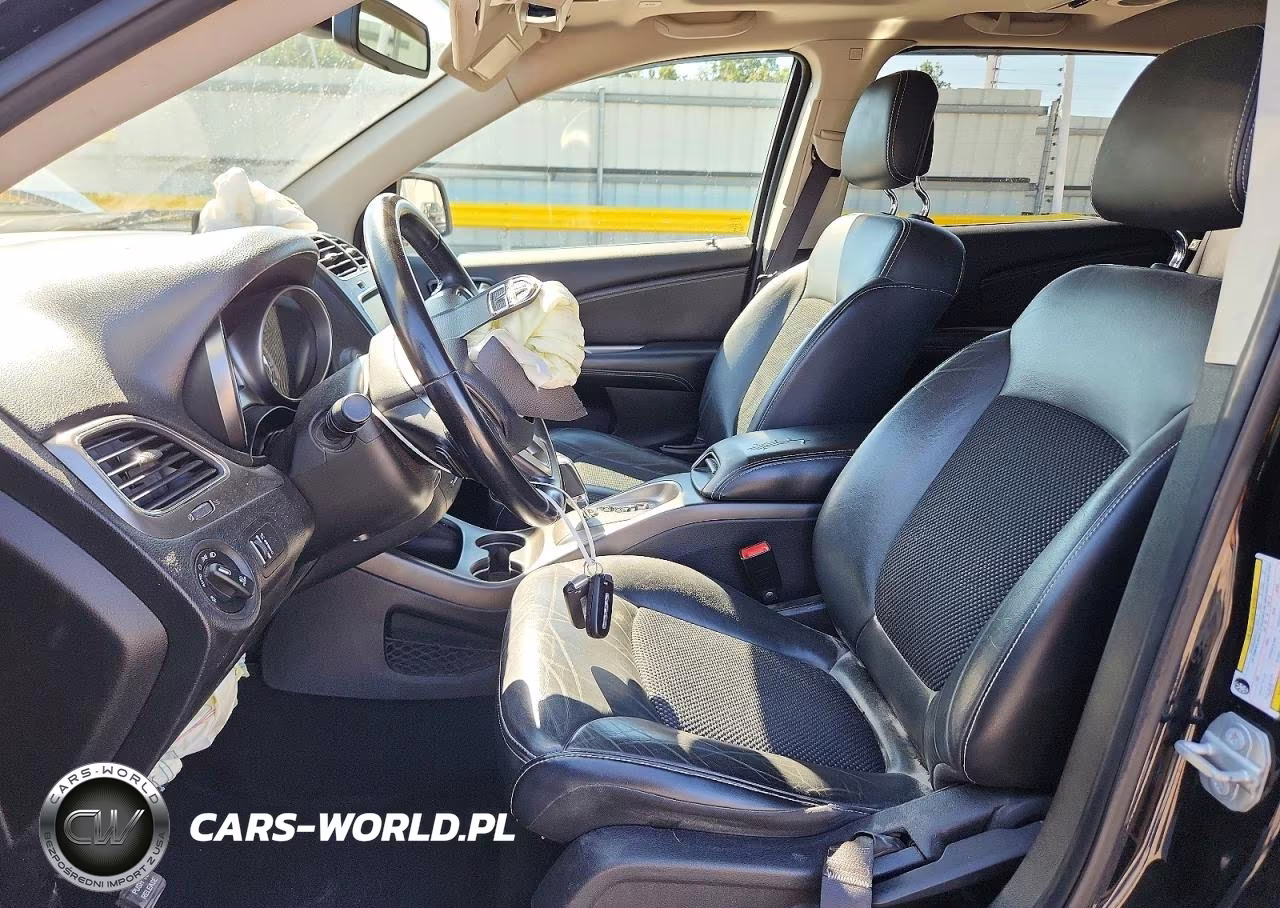 2020 Dodge Journey Crossroad VIN:3C4PDCGB6LT267808 - 7