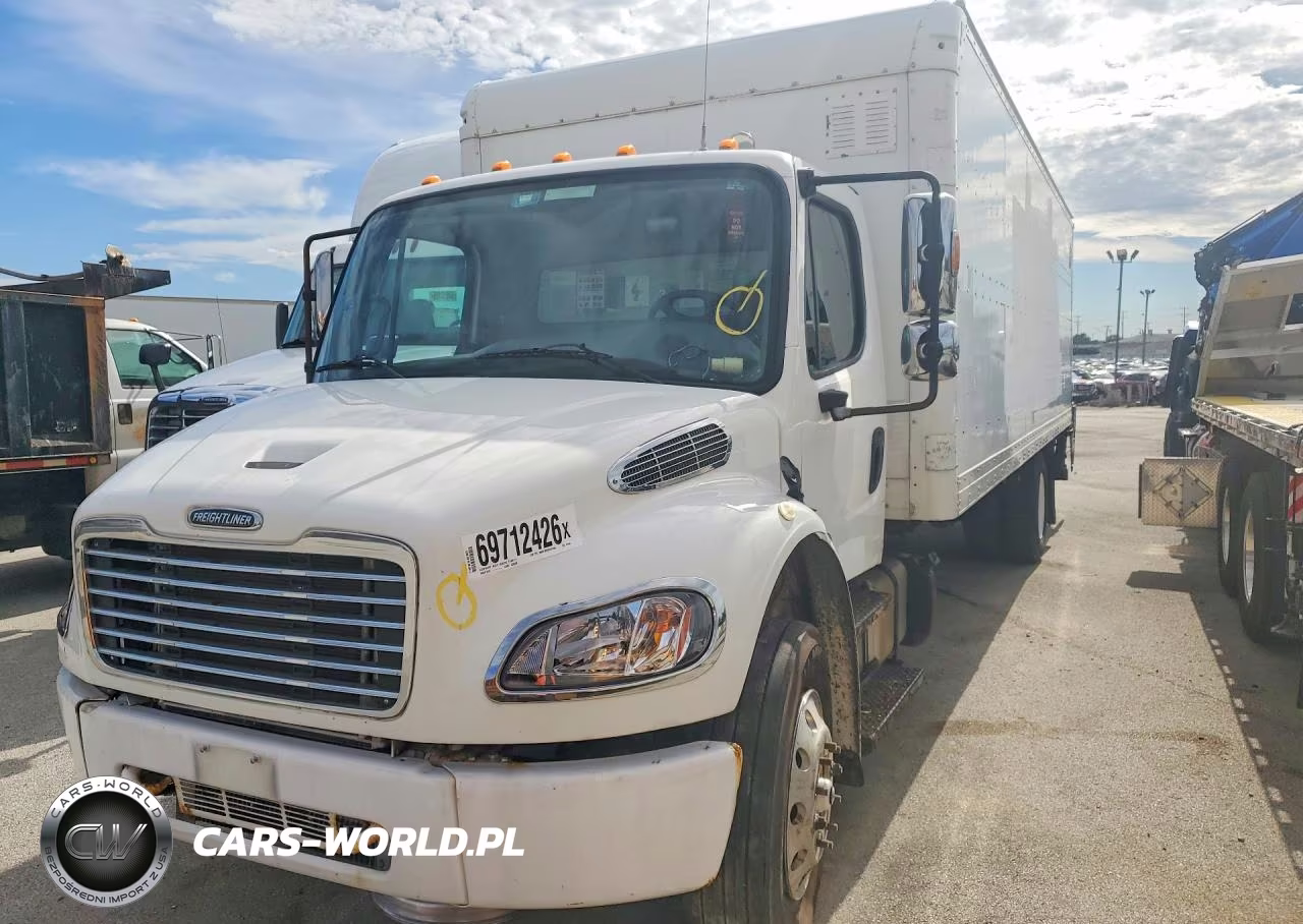 2017 Freightliner Business Class M2 Box Truck