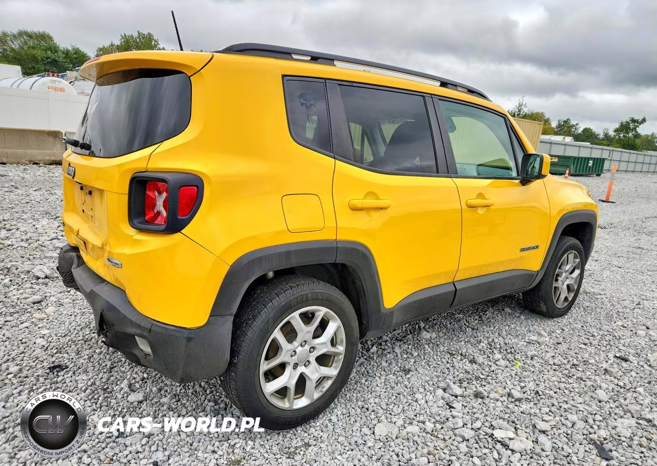 2018 Jeep Renegade Latitude VIN:ZACCJBBBXJPH99608 - 3