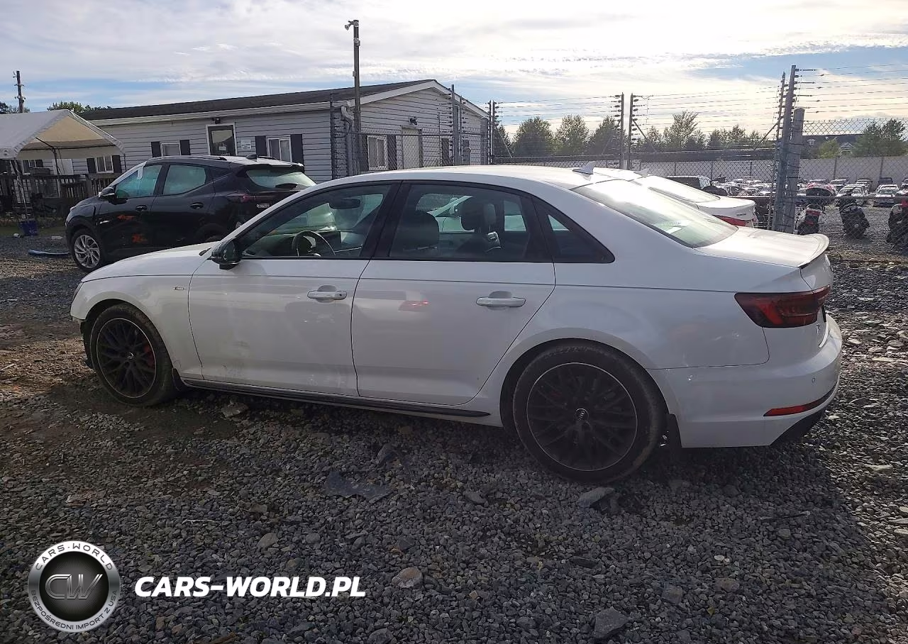 2018 Audi A4 Premium Plus VIN:WAUENAF49JA226621 - 2