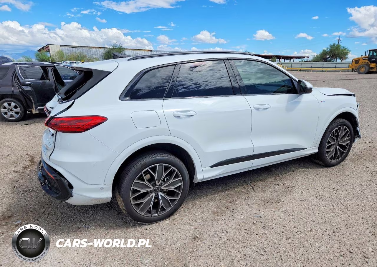 2026 Audi Q5 Premium Plus VIN:WA15AAGU5T2048050 - 3