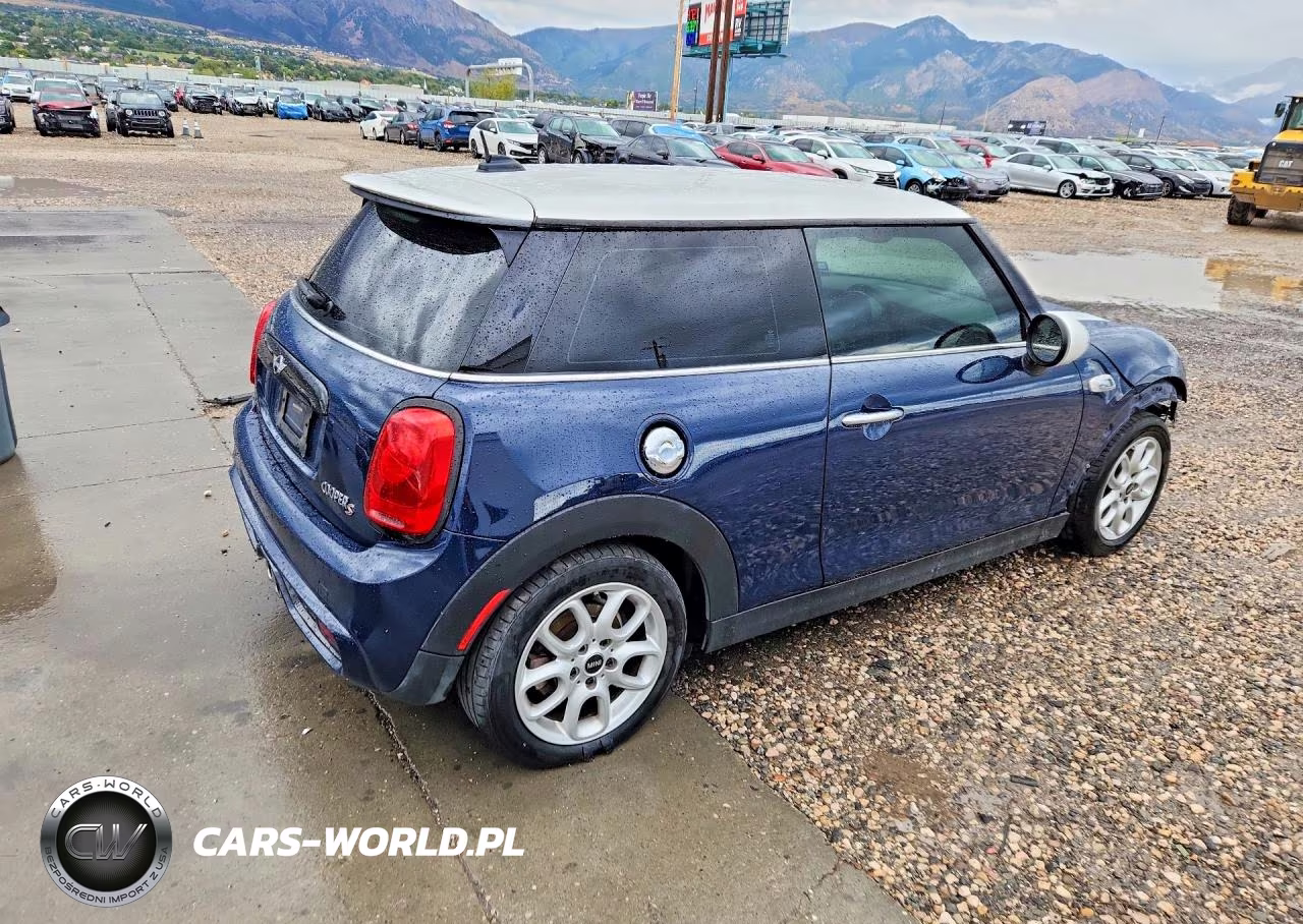 2016 Mini Cooper S VIN:WMWXP7C5XG2A43642 - 3