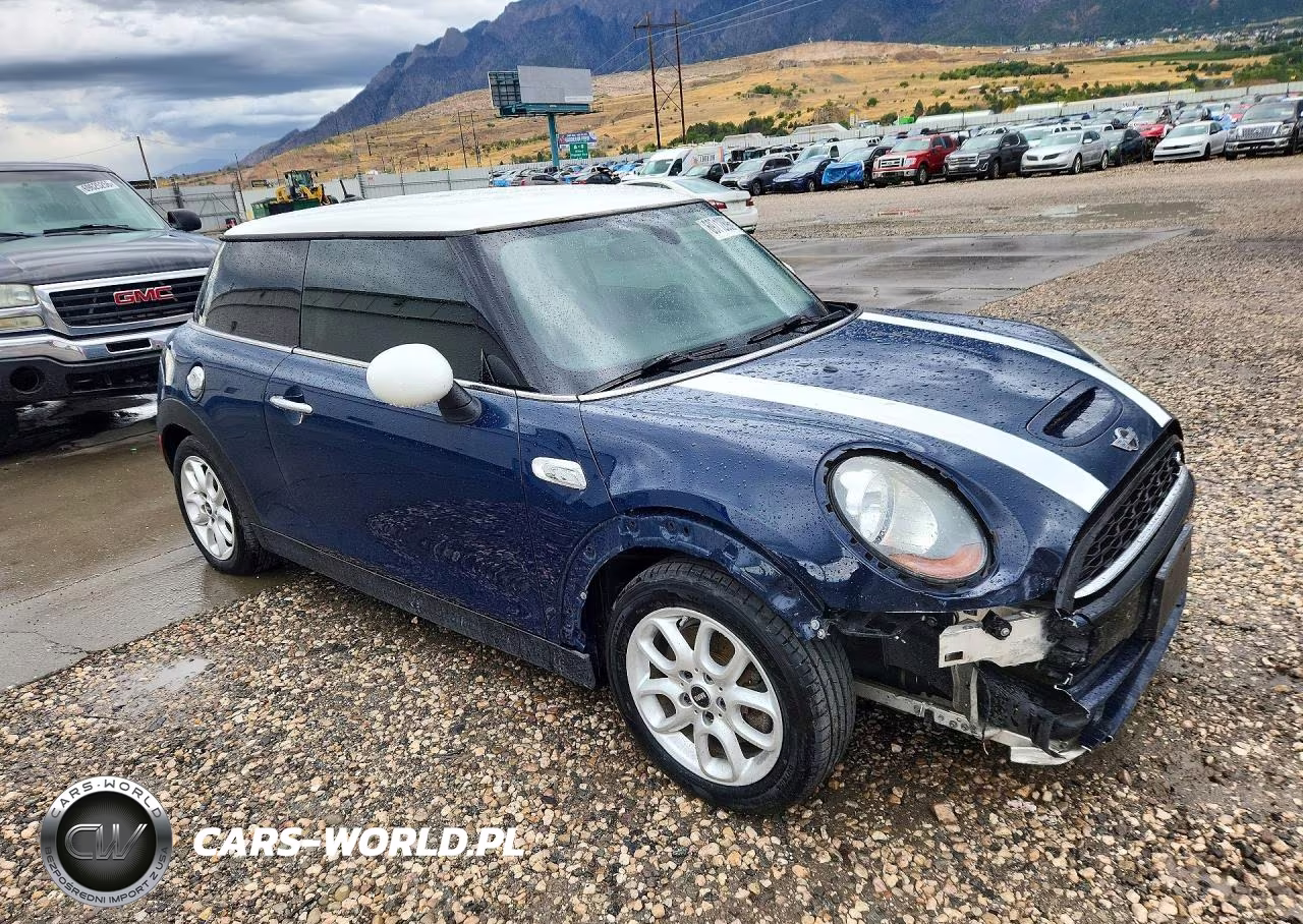 2016 Mini Cooper S VIN:WMWXP7C5XG2A43642 - 4