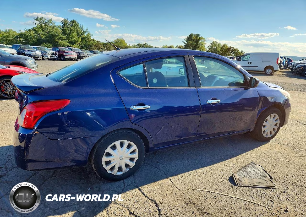 2019 Nissan Versa S VIN:3N1CN7AP5KL812356 - 3