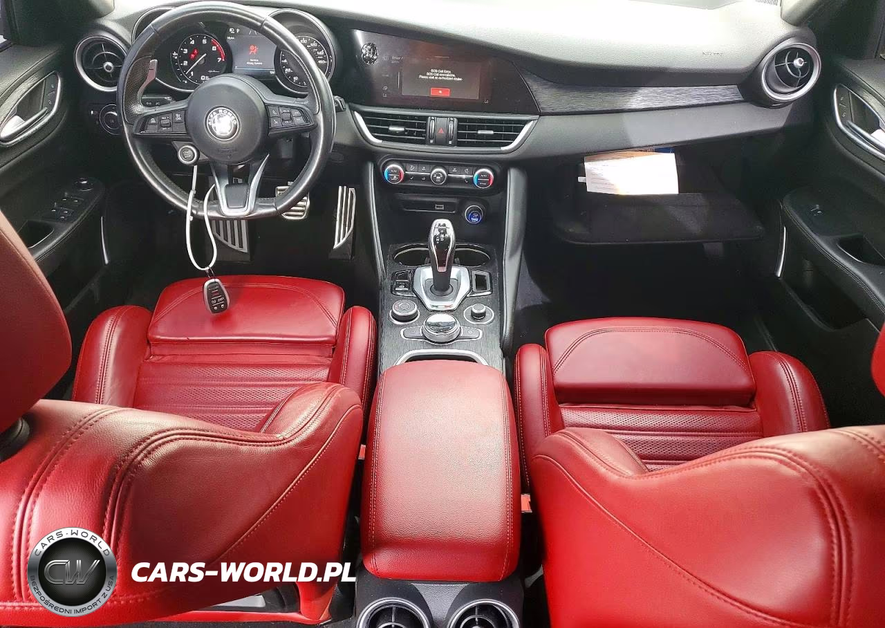 2022 Alfa Romeo Giulia VIN:ZARFANAN4N7660481 - 8