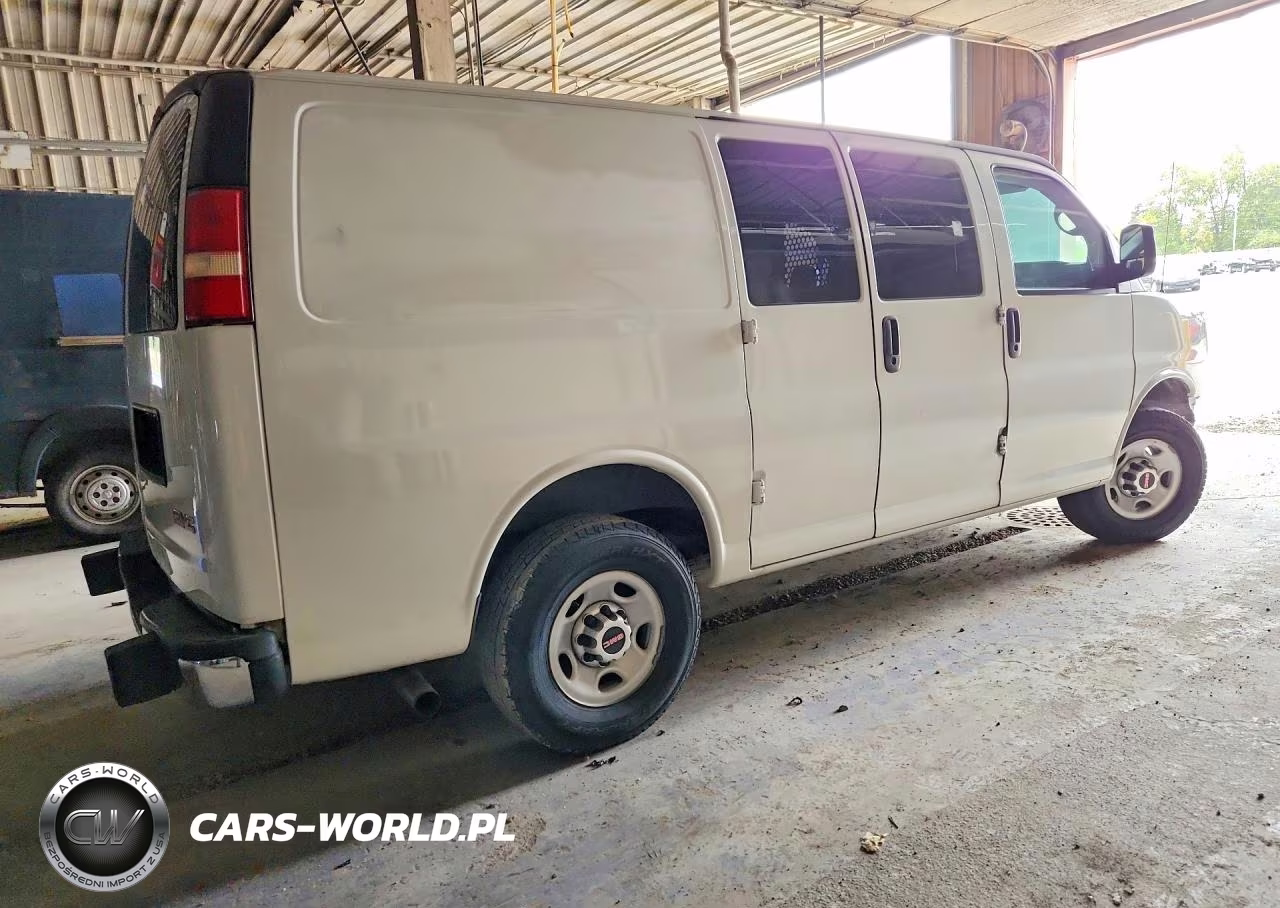 2014 GMC Savana 2500 Cargo Delivery Van VIN:1GTW7FCA2E1904527 - 3