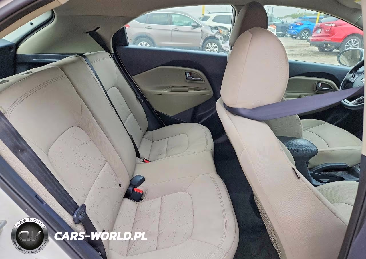 2015 Kia Rio 5-Door Ex VIN:KNADN5A36F6435505 - 11