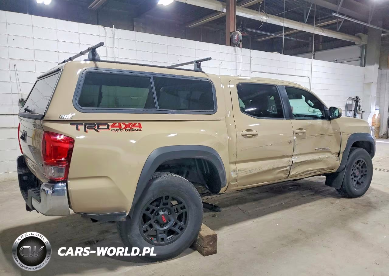 2017 Toyota Tacoma Trd Off-Road VIN:5TFCZ5AN7HX066798 - 3