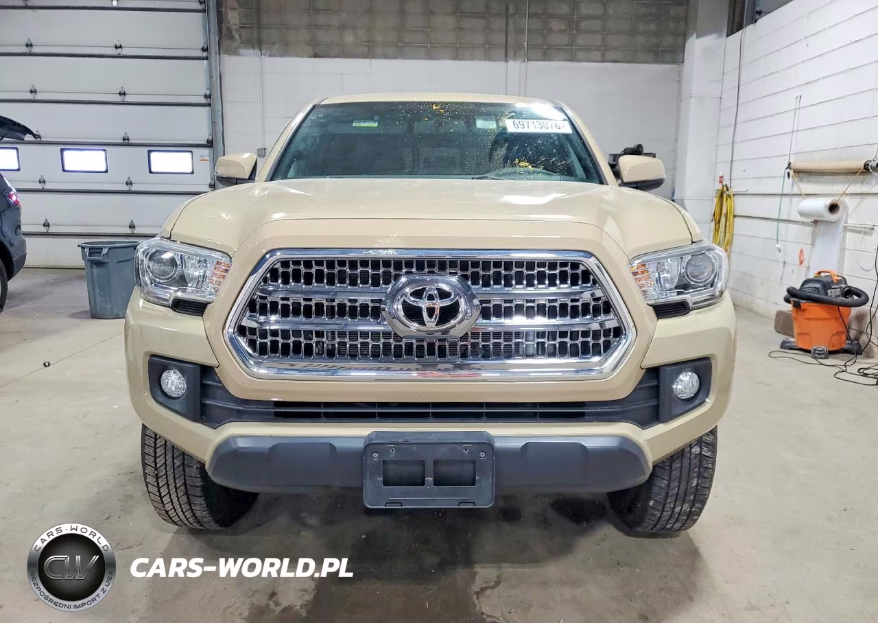 2017 Toyota Tacoma Trd Off-Road VIN:5TFCZ5AN7HX066798 - 5