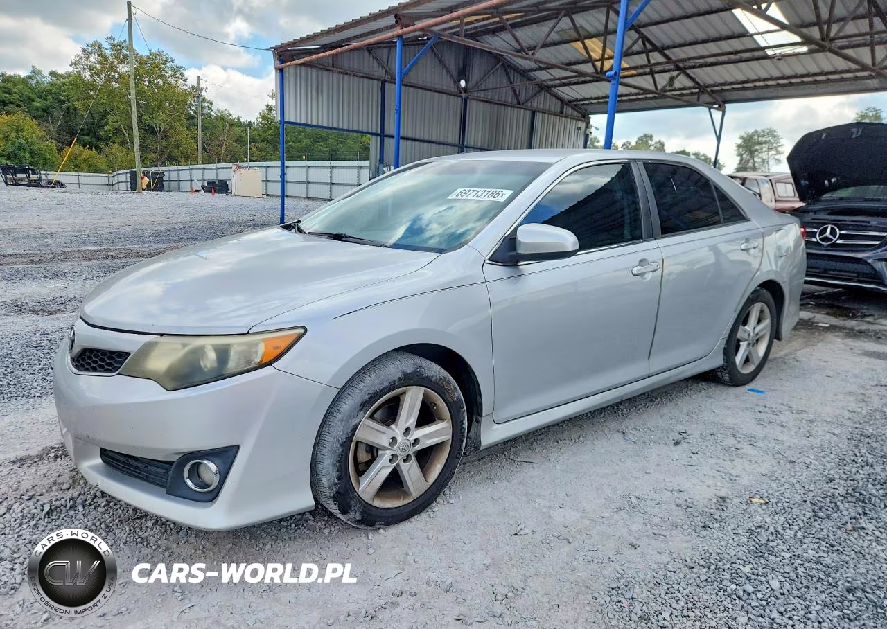 2014 Toyota Camry Se VIN:4T1BF1FK1EU452895 - 1