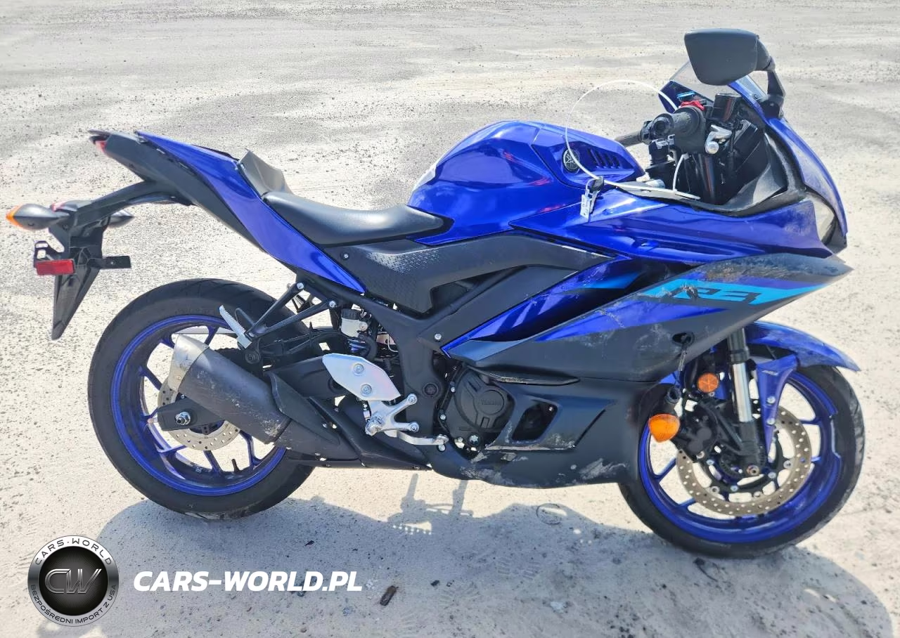 2024 Yamaha Yzfr3 A